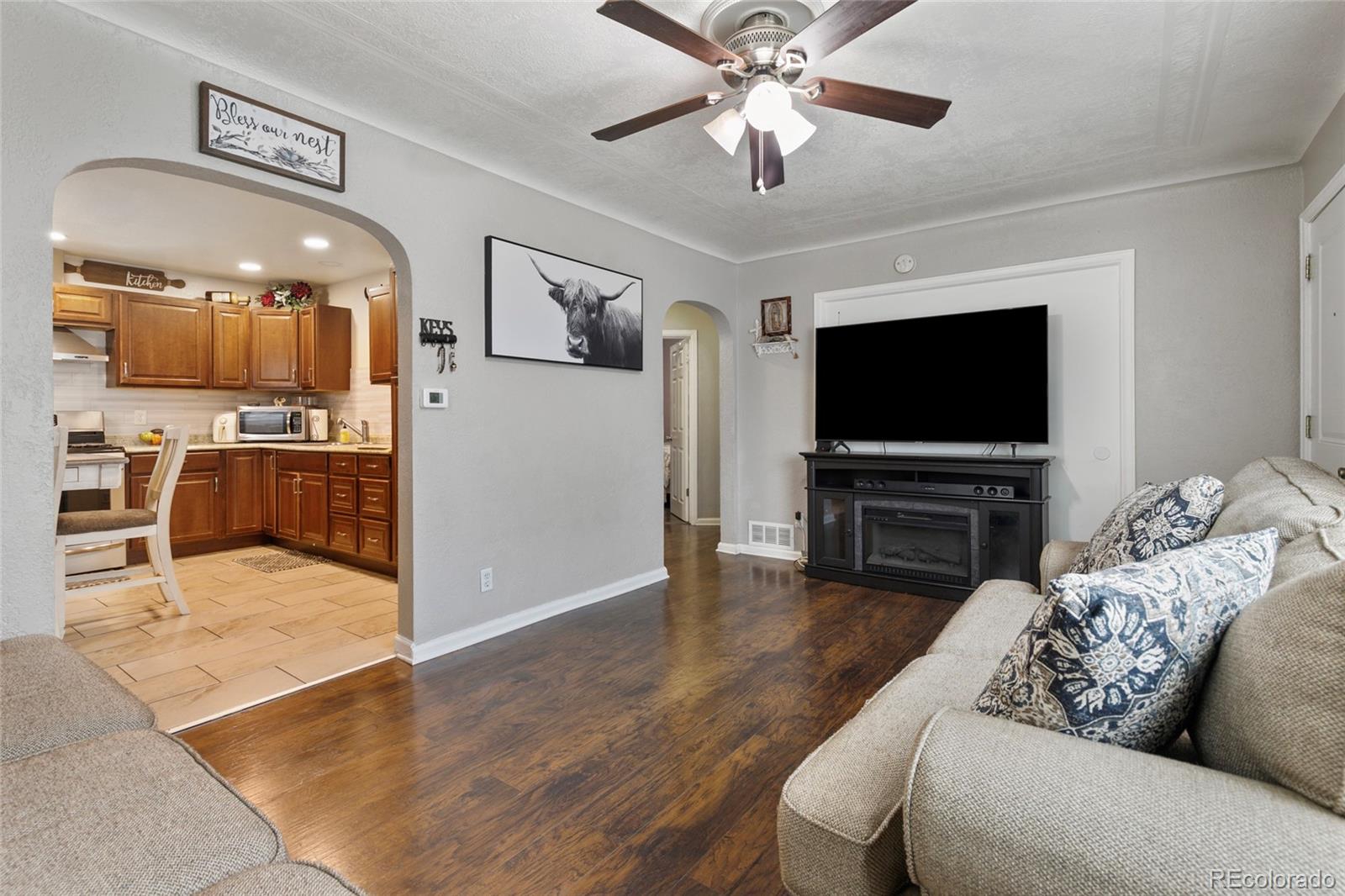 MLS Image #10 for 5910  glencoe street,commerce city, Colorado