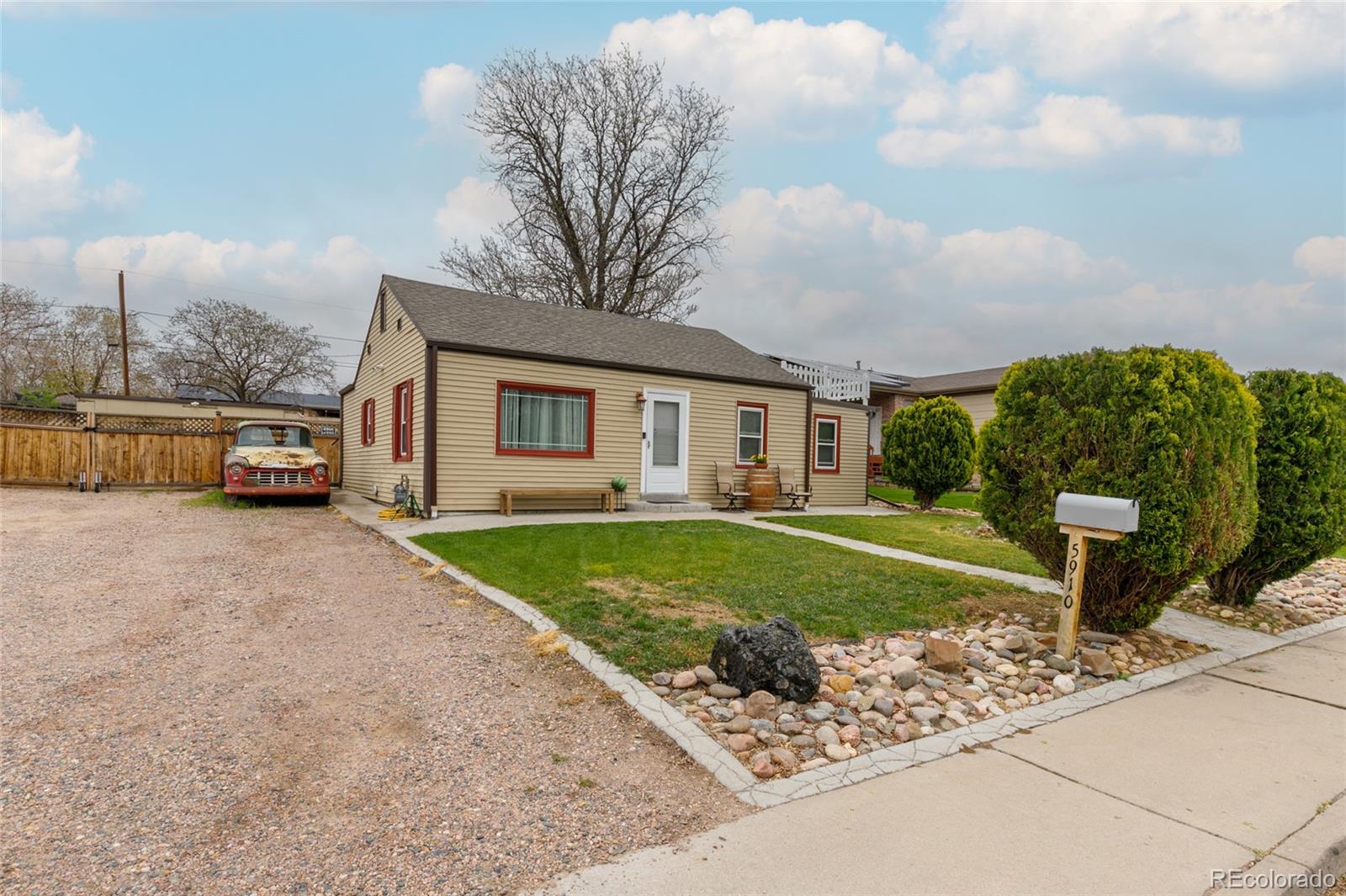 MLS Image #2 for 5910  glencoe street,commerce city, Colorado