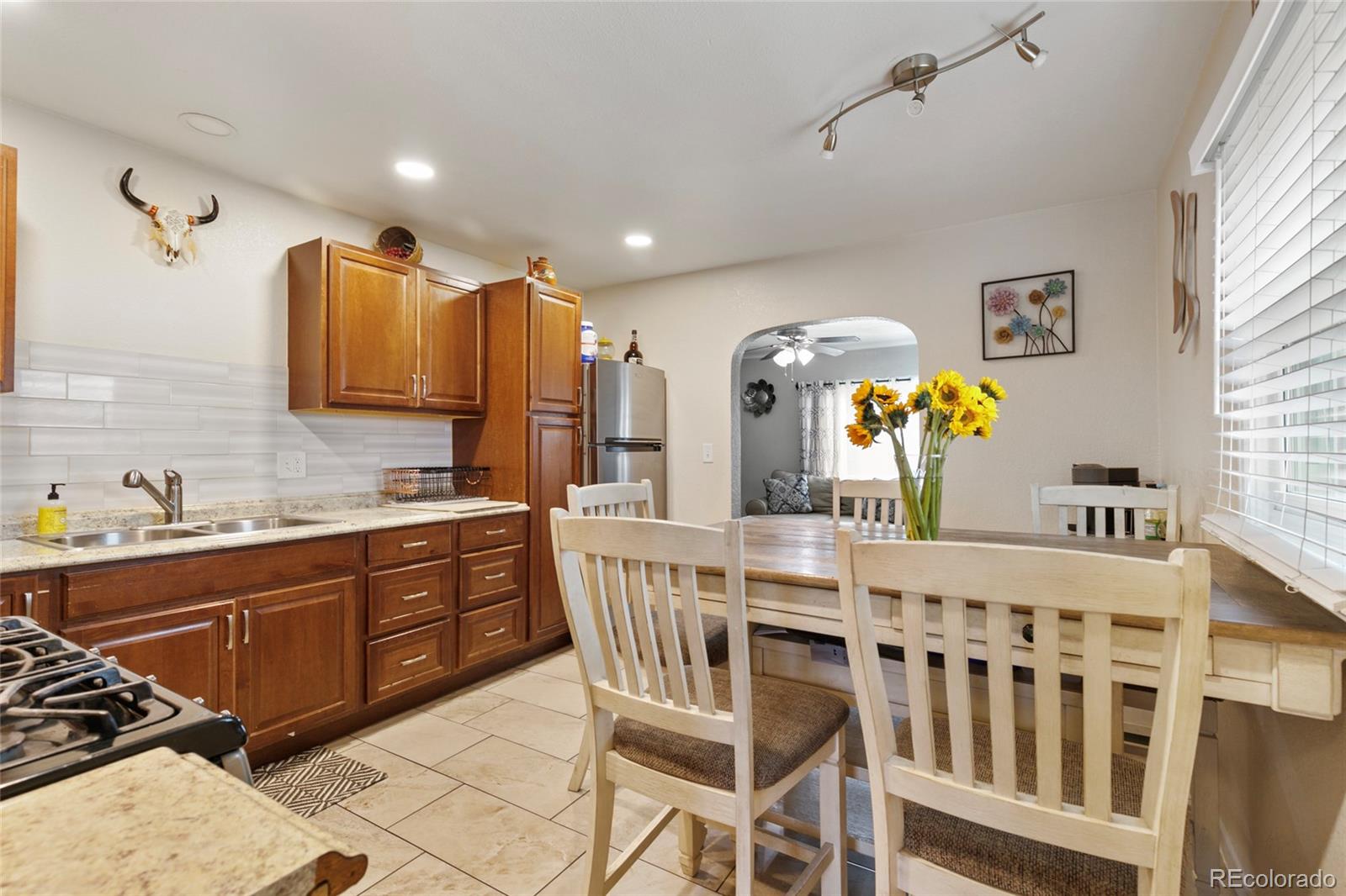 MLS Image #7 for 5910  glencoe street,commerce city, Colorado