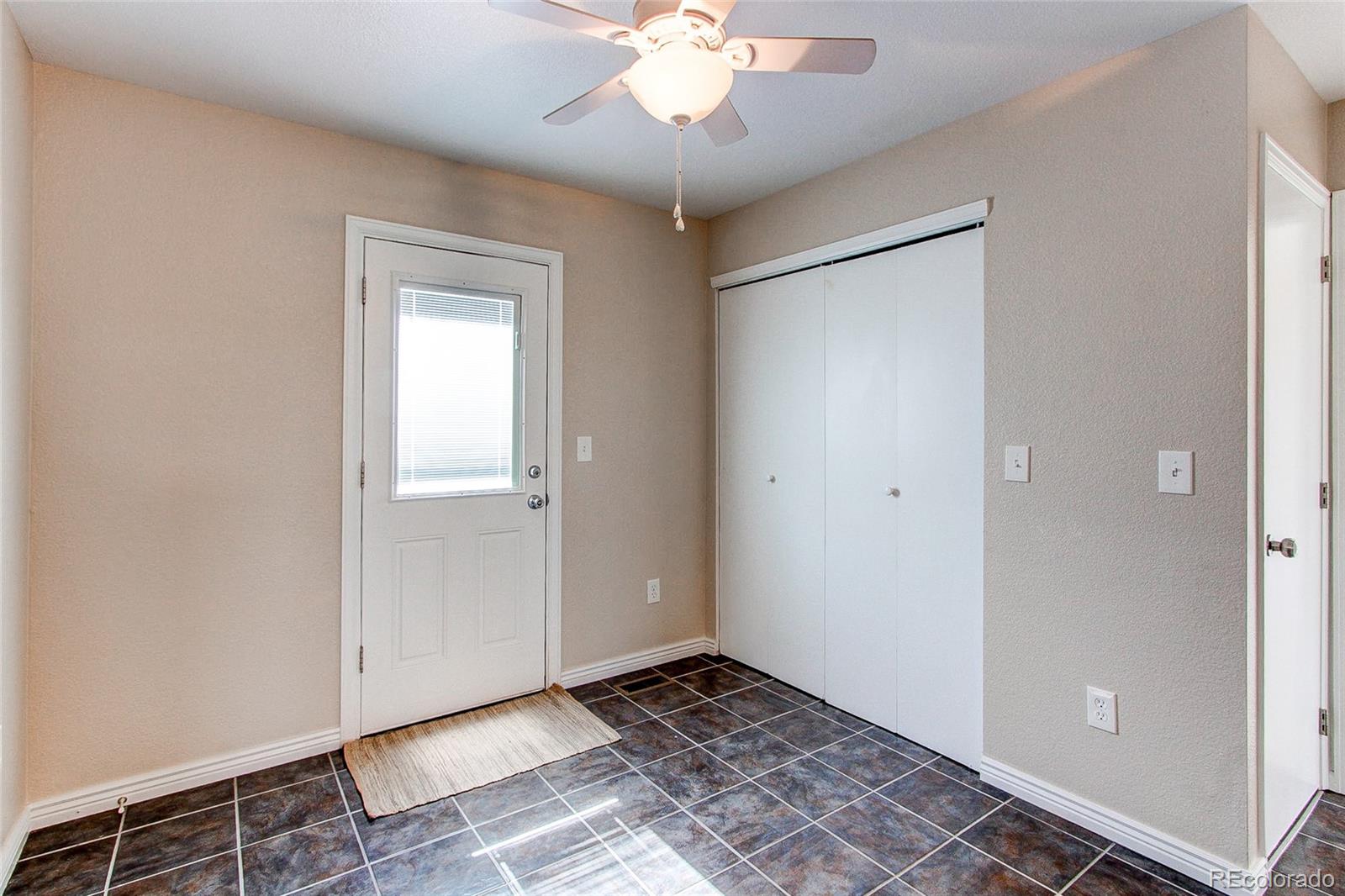 MLS Image #15 for 55490 e 27th place,strasburg, Colorado