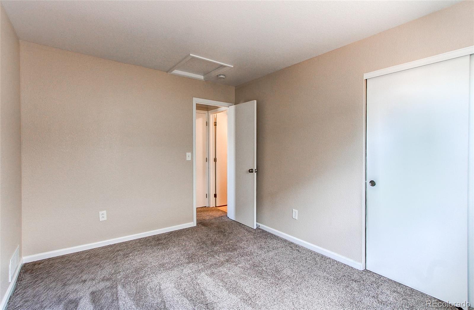 MLS Image #21 for 55490 e 27th place,strasburg, Colorado