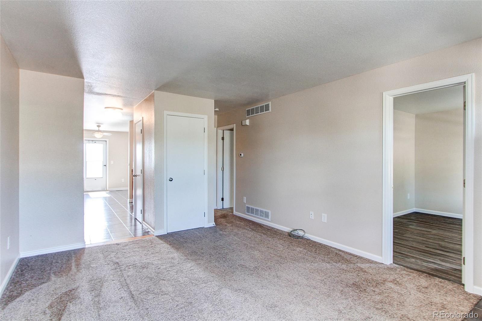 MLS Image #7 for 55490 e 27th place,strasburg, Colorado