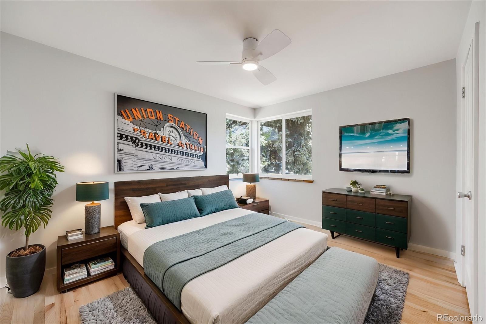 MLS Image #14 for 903  poplar street,denver, Colorado