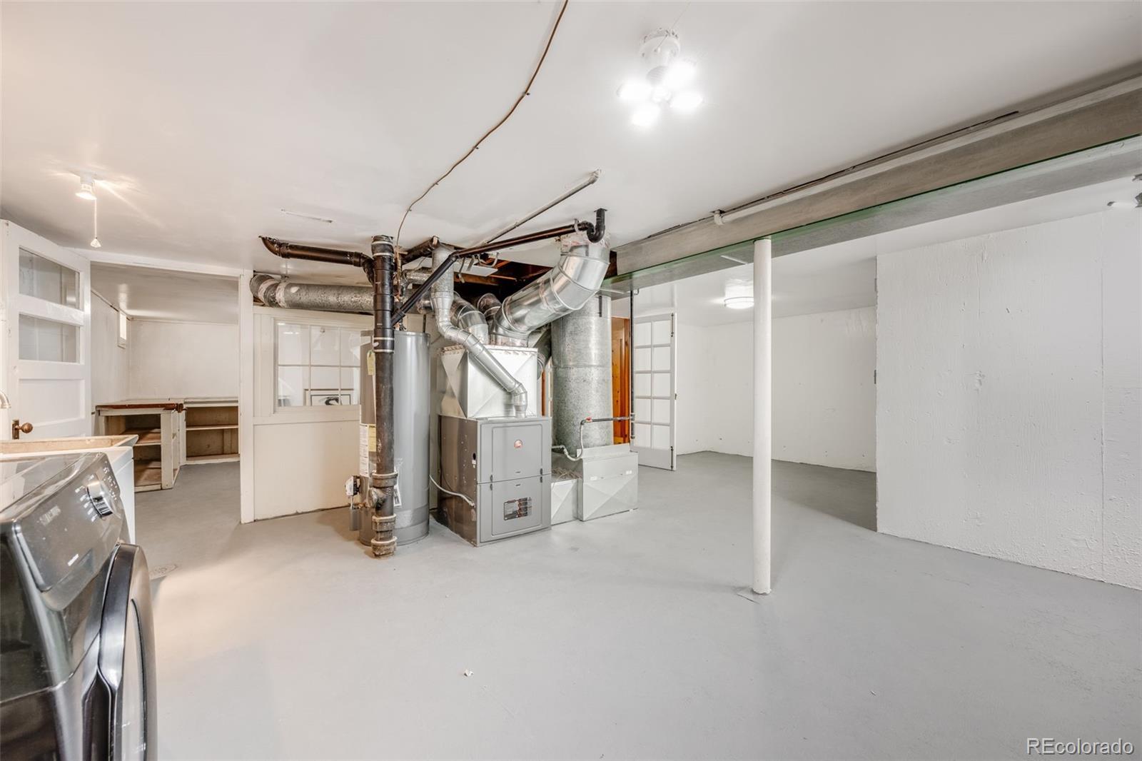 MLS Image #22 for 903  poplar street,denver, Colorado