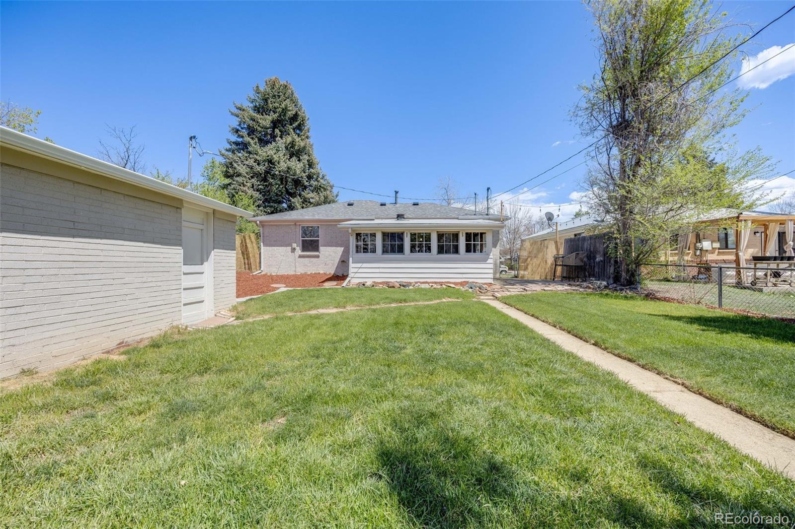 MLS Image #28 for 903  poplar street,denver, Colorado