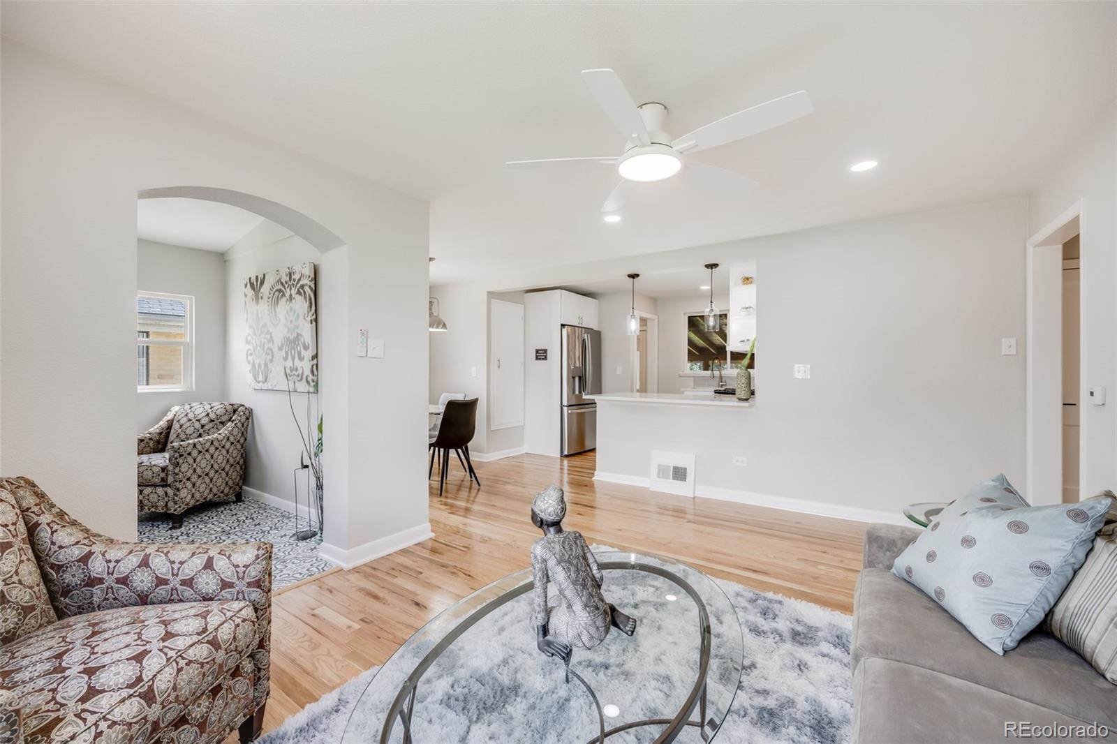 MLS Image #5 for 903  poplar street,denver, Colorado