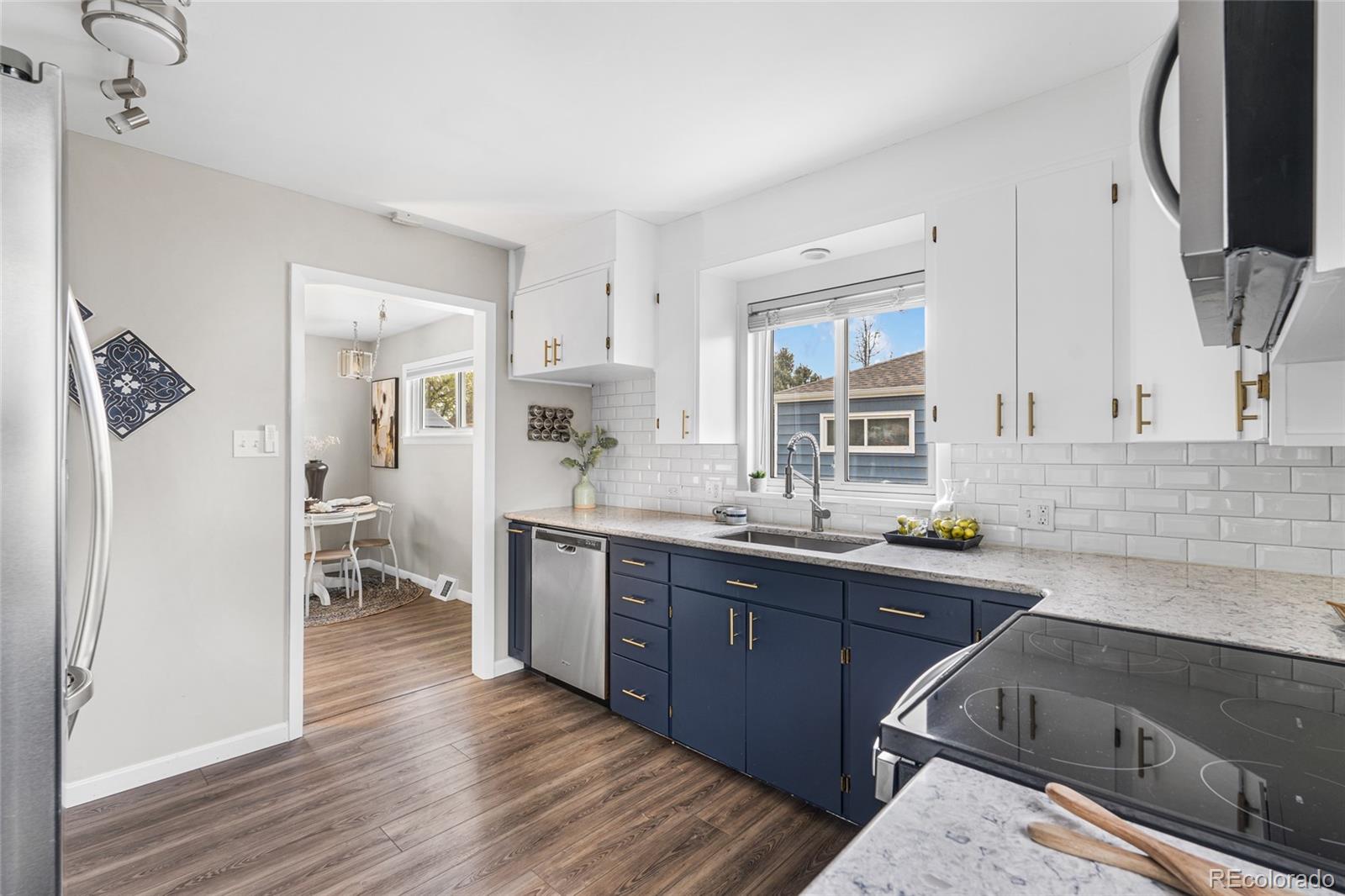 MLS Image #5 for 1182 s alcott street,denver, Colorado