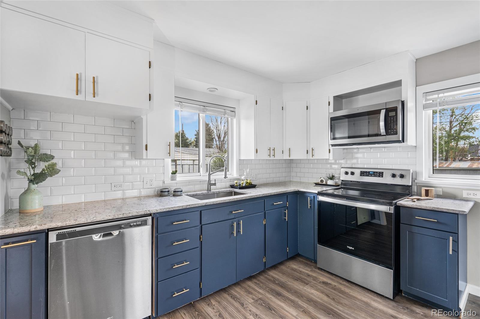 MLS Image #6 for 1182 s alcott street,denver, Colorado