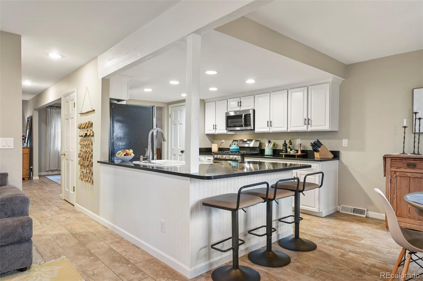 MLS Image #18 for 3706 e easter drive,centennial, Colorado