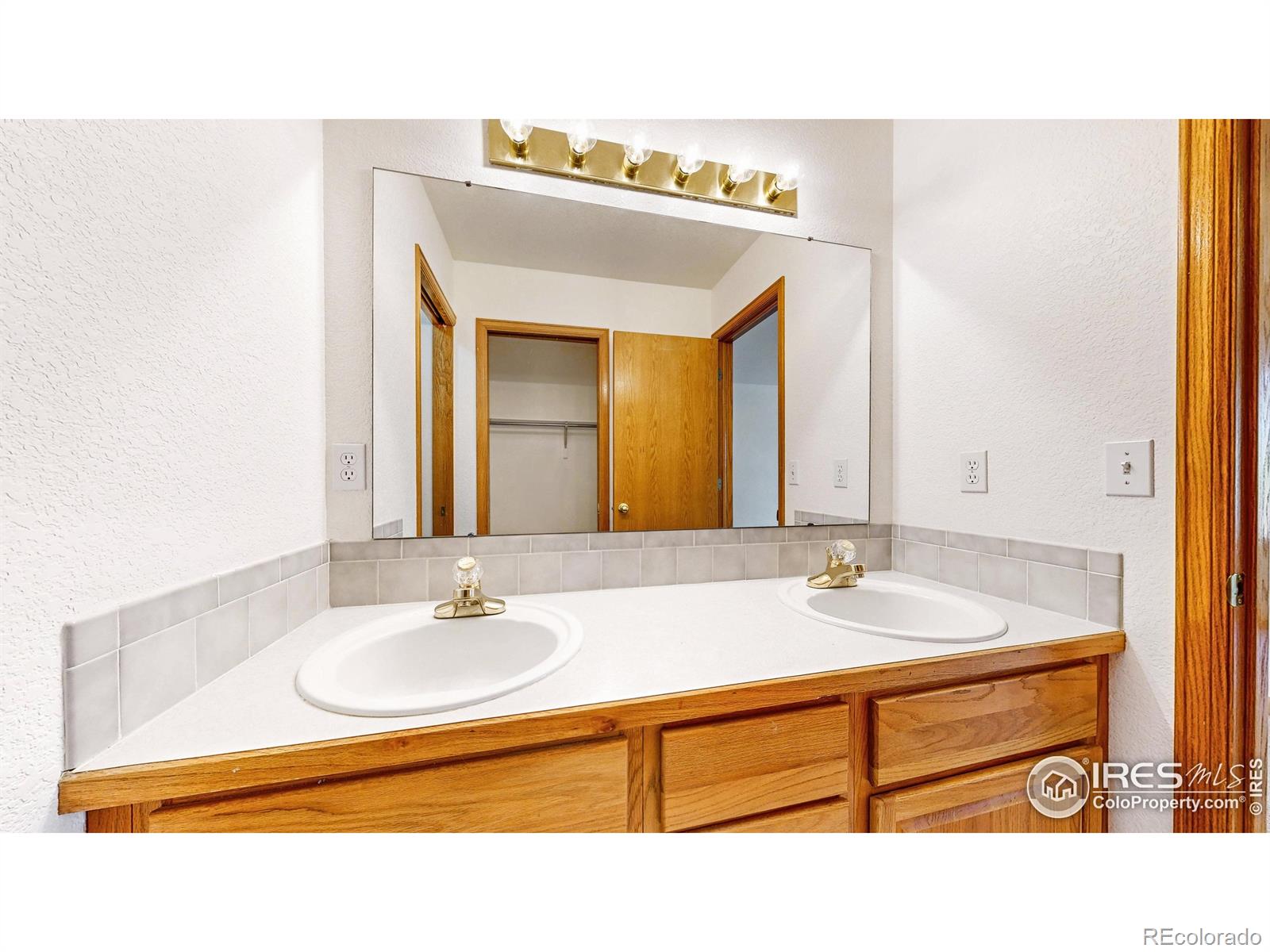 MLS Image #18 for 711  eagle lane,estes park, Colorado