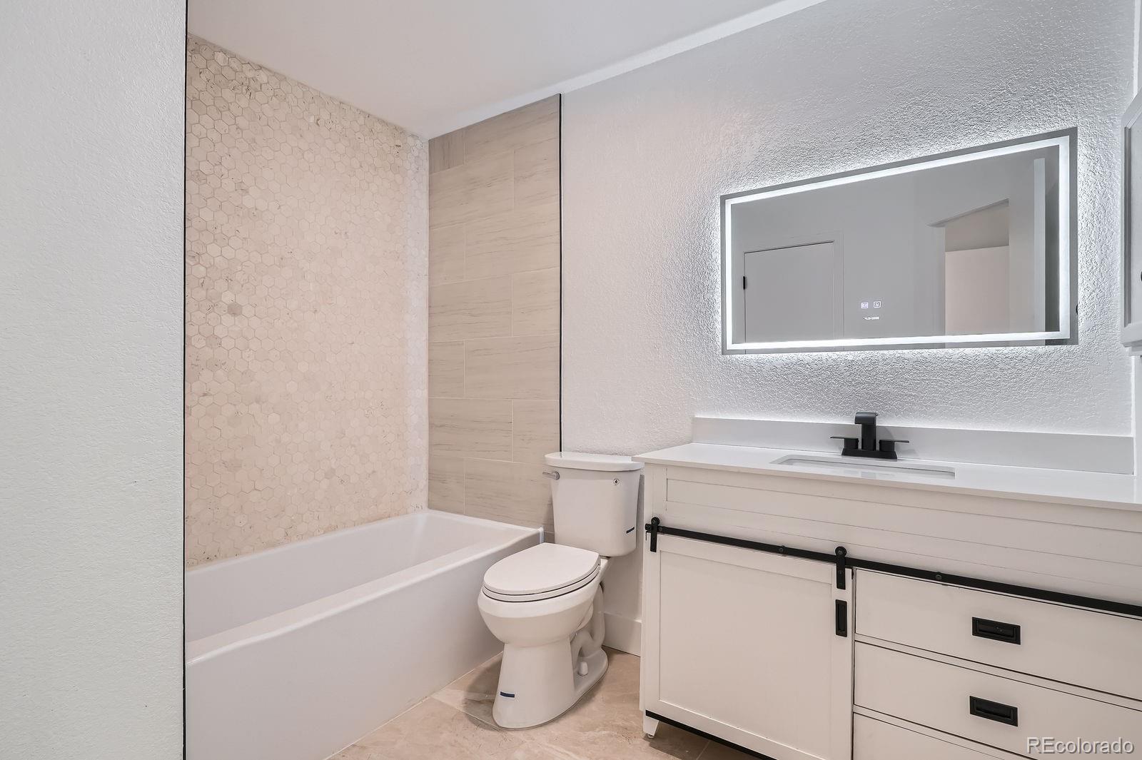 MLS Image #14 for 8197 s fillmore way,centennial, Colorado