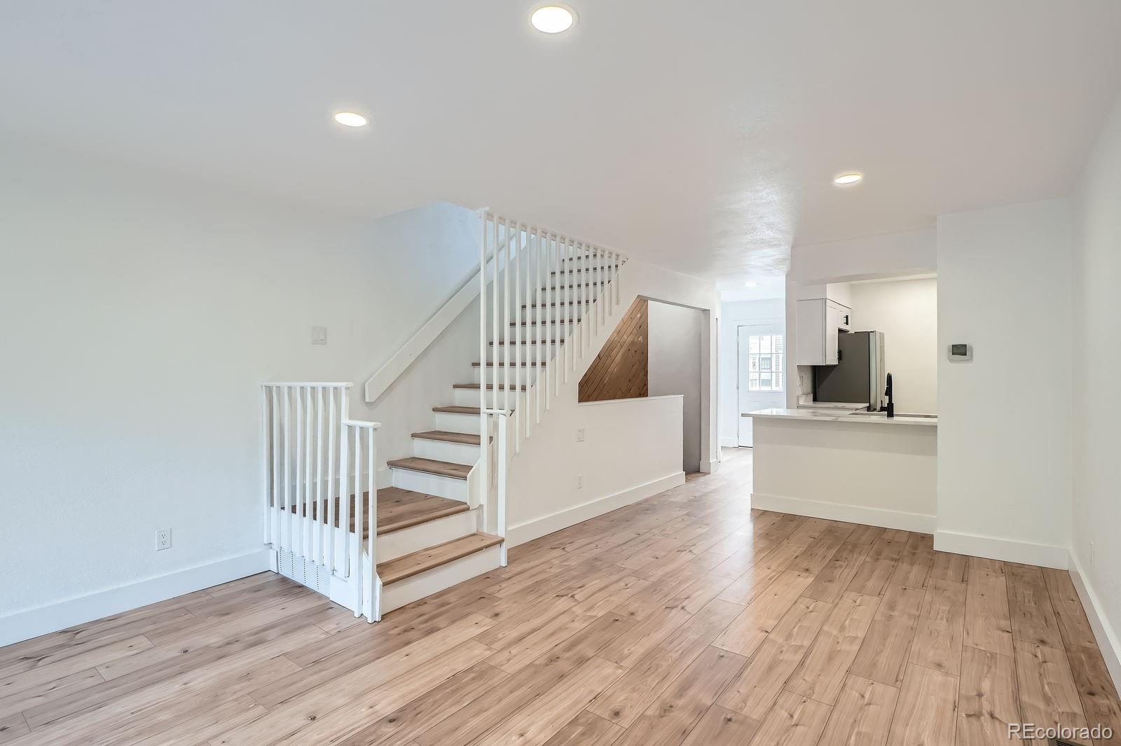 MLS Image #9 for 8197 s fillmore way,centennial, Colorado
