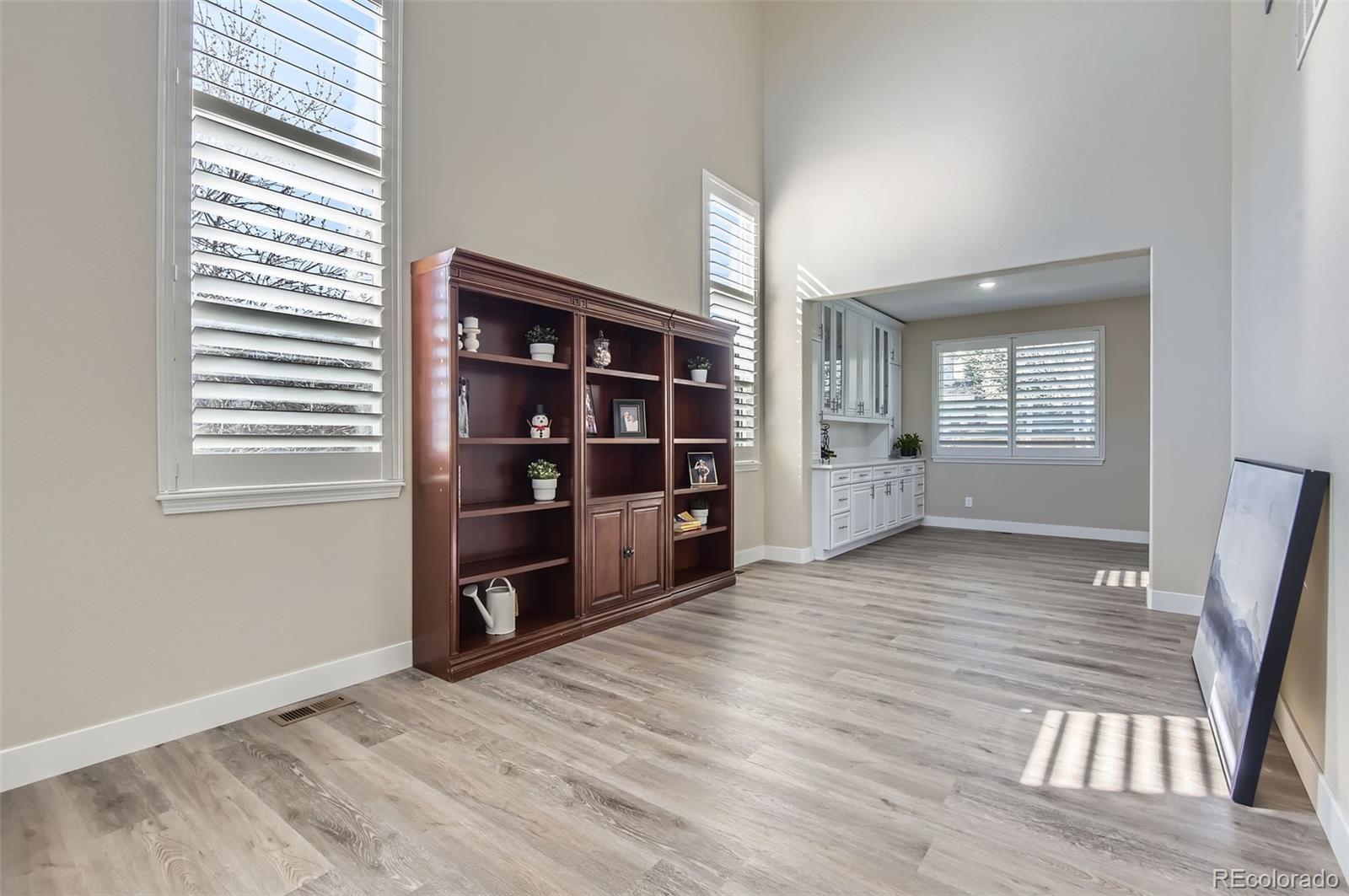 MLS Image #3 for 10487  panther trace,lone tree, Colorado