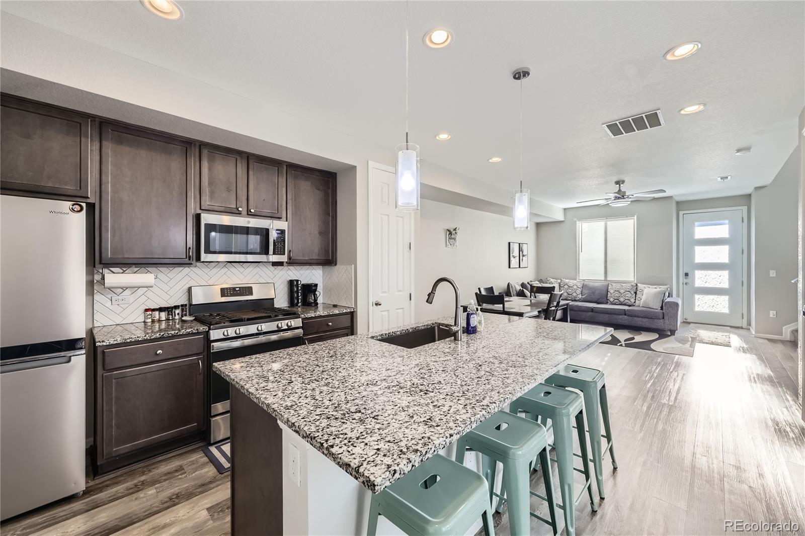 MLS Image #10 for 623 s pitkin court,aurora, Colorado