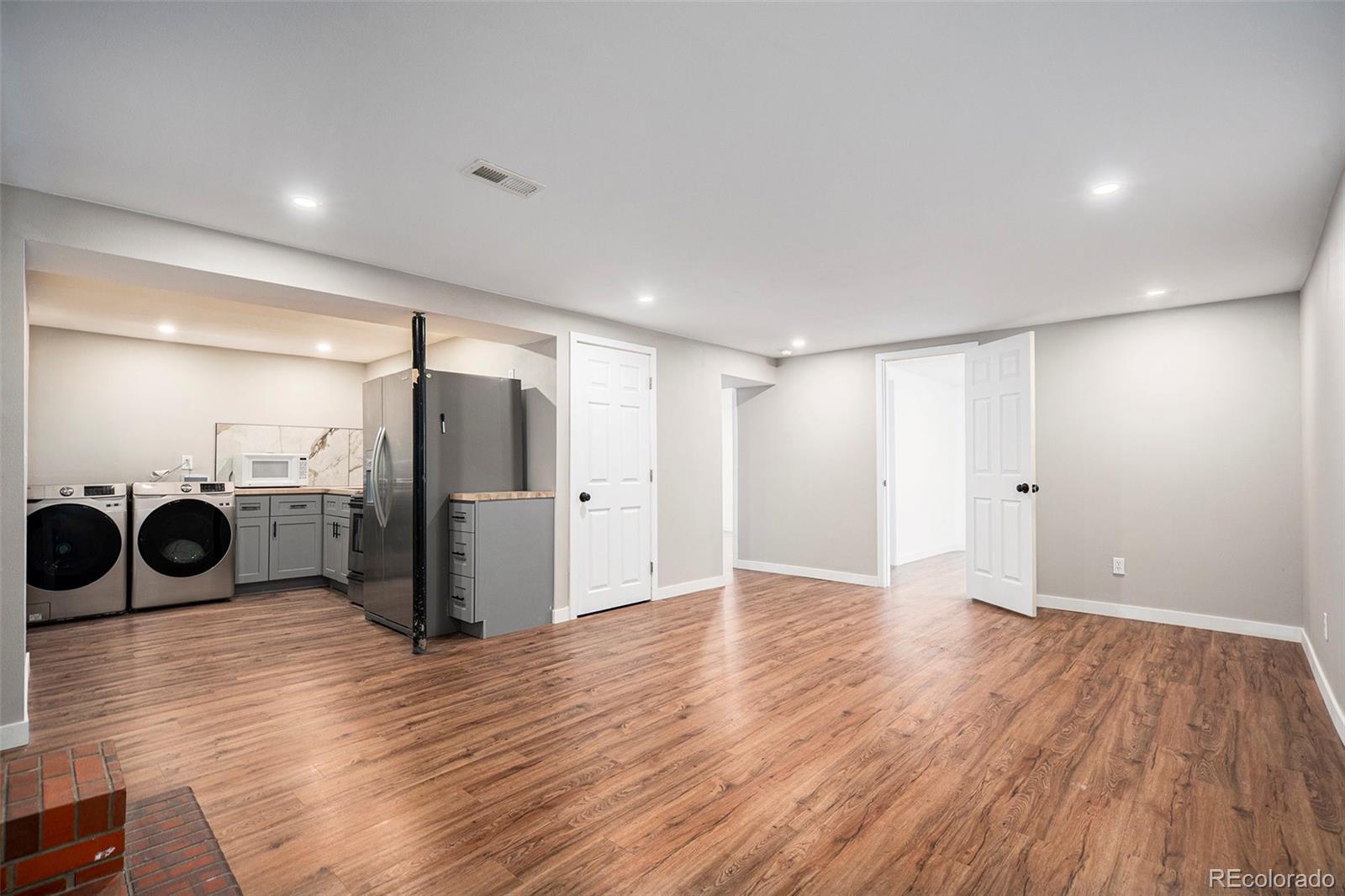 MLS Image #11 for 8209  benton way,arvada, Colorado