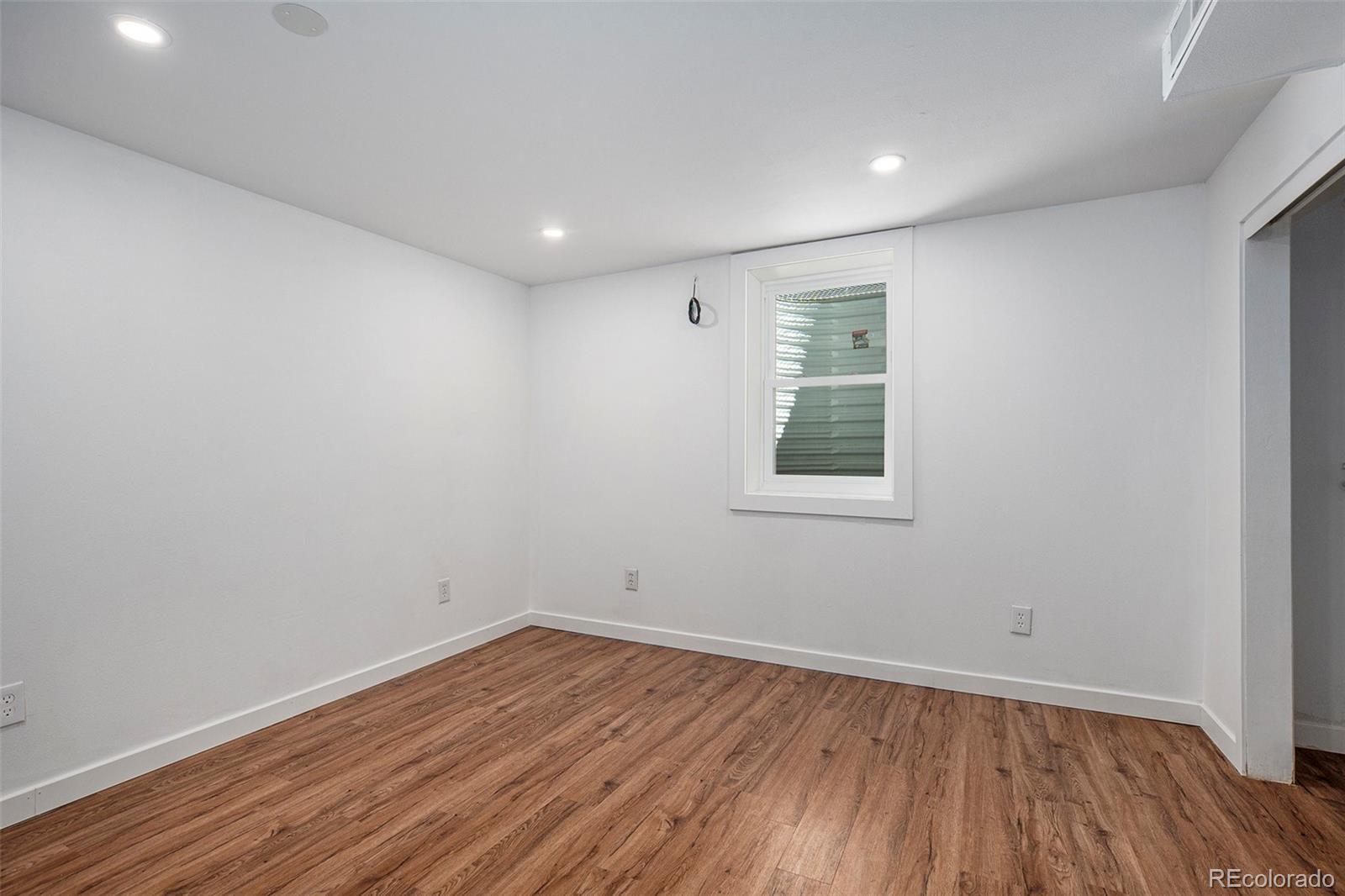 MLS Image #15 for 8209  benton way,arvada, Colorado