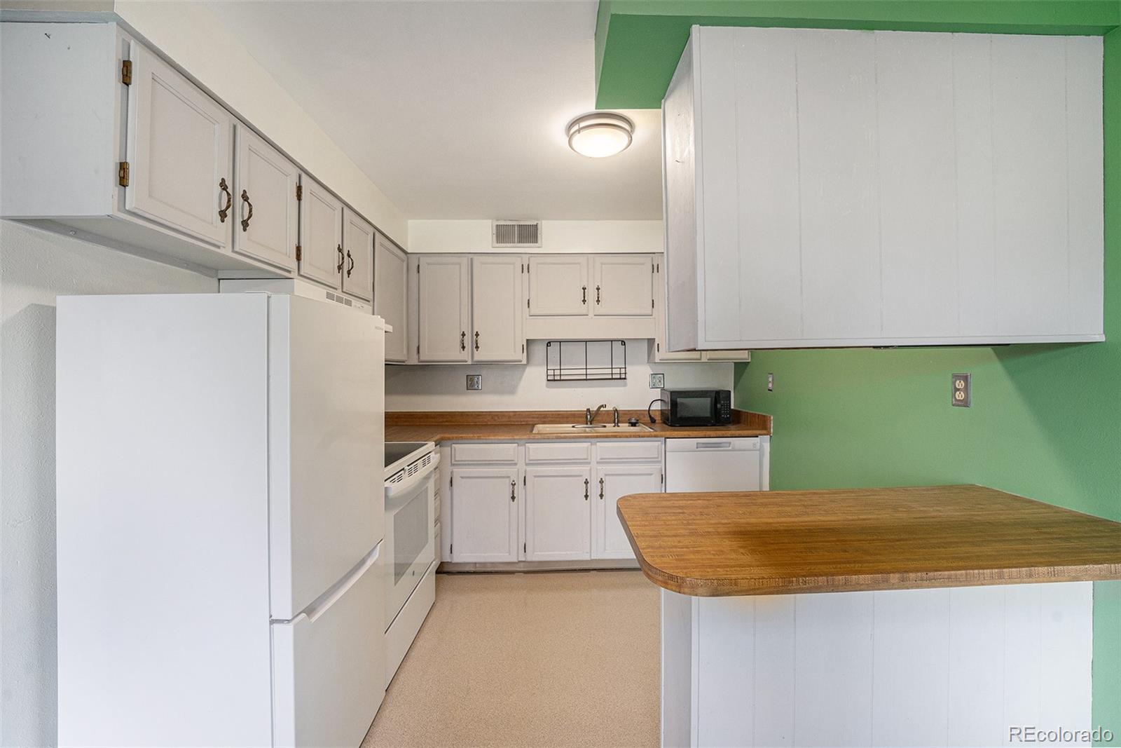MLS Image #11 for 8870 w jewell avenue,lakewood, Colorado