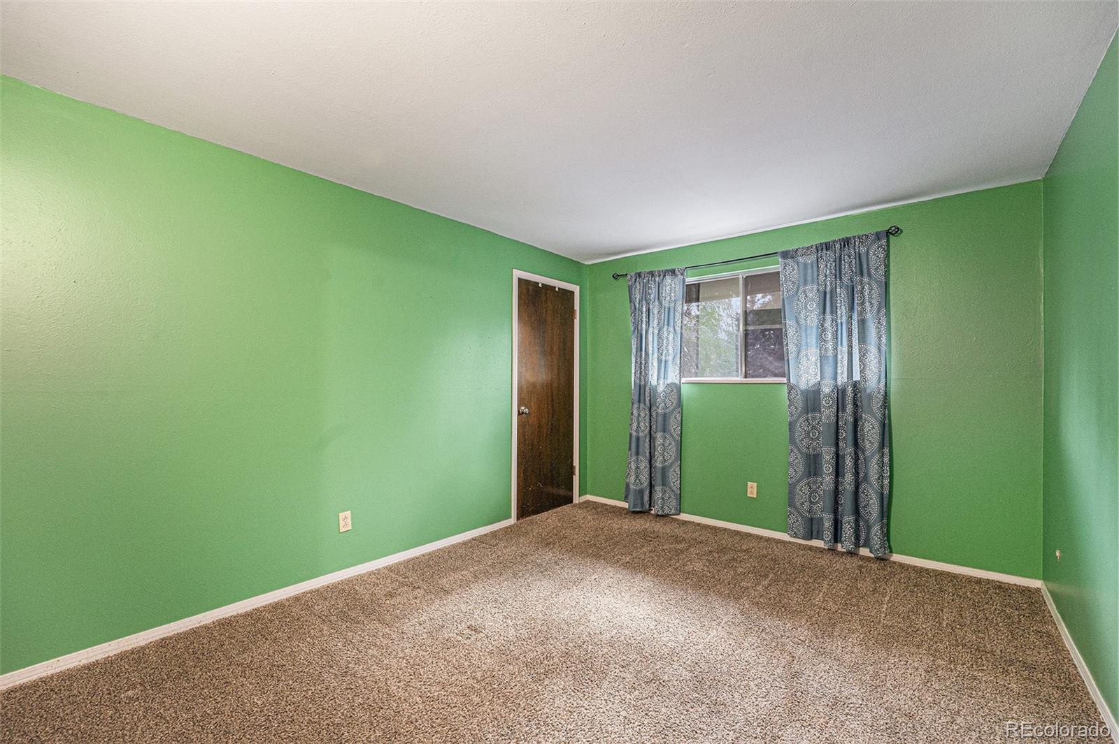 MLS Image #15 for 8870 w jewell avenue,lakewood, Colorado