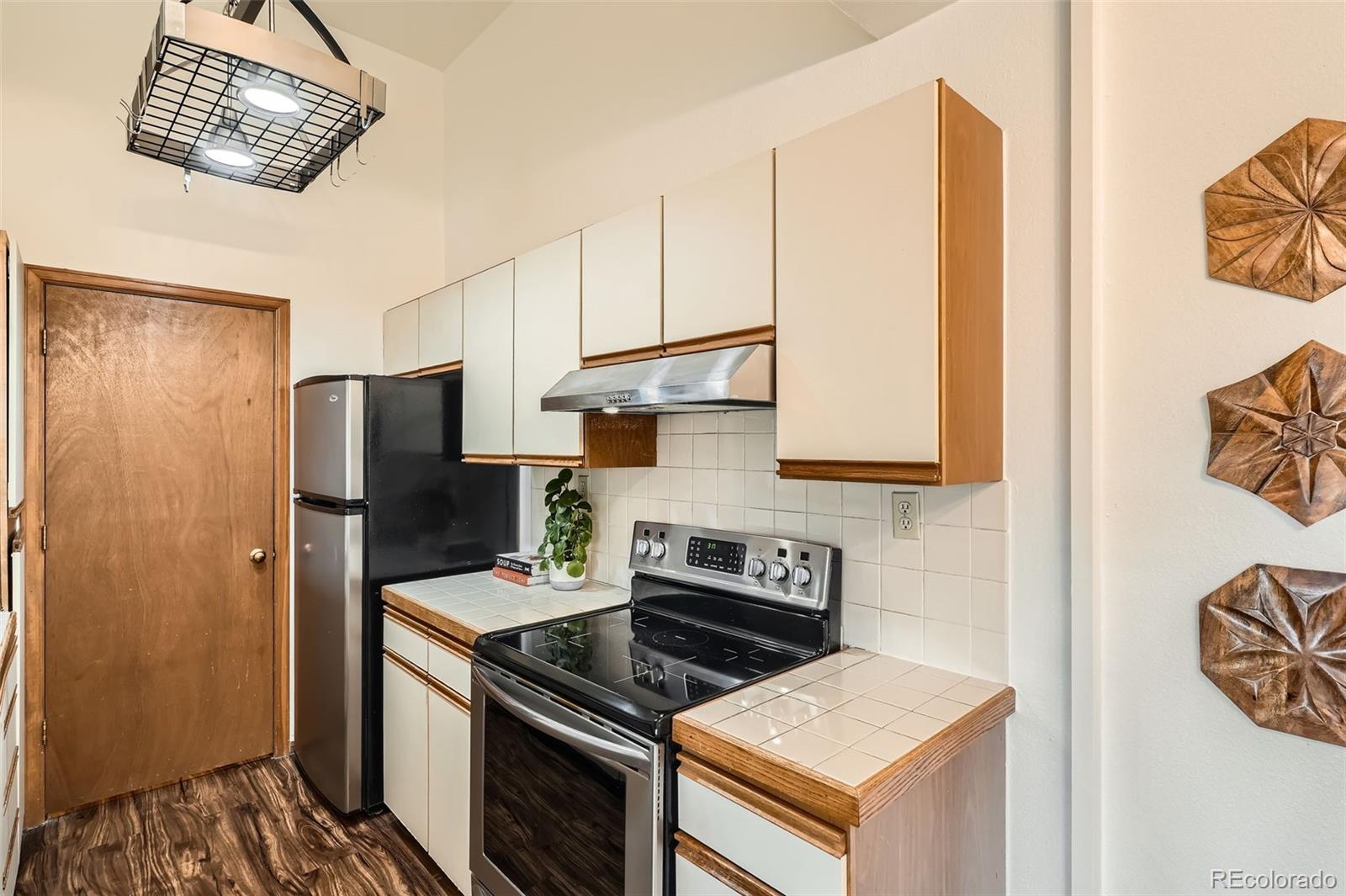 MLS Image #10 for 1661 s fulton street,aurora, Colorado