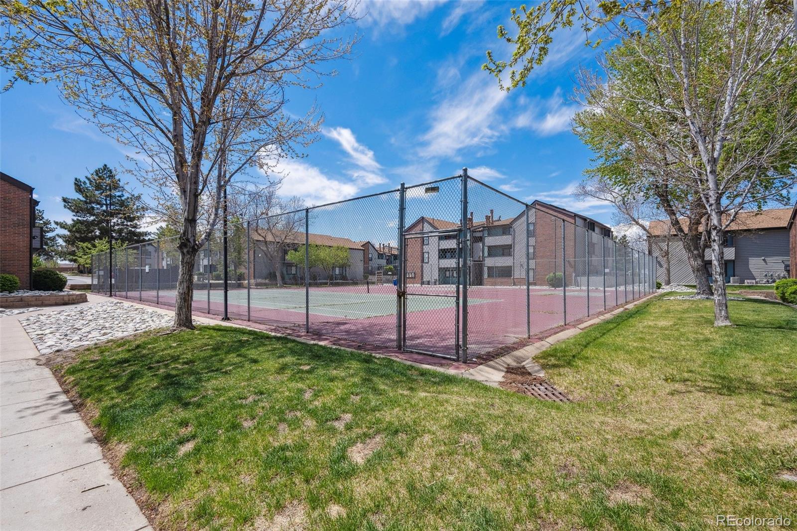 MLS Image #15 for 12037 e harvard avenue,aurora, Colorado