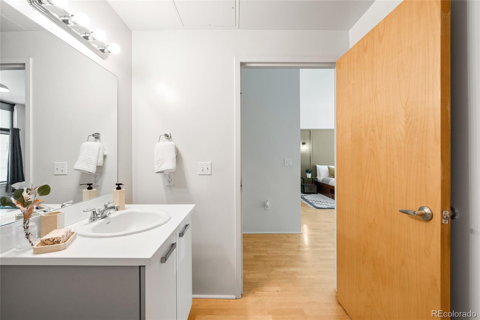 MLS Image #20 for 3100  huron street,denver, Colorado