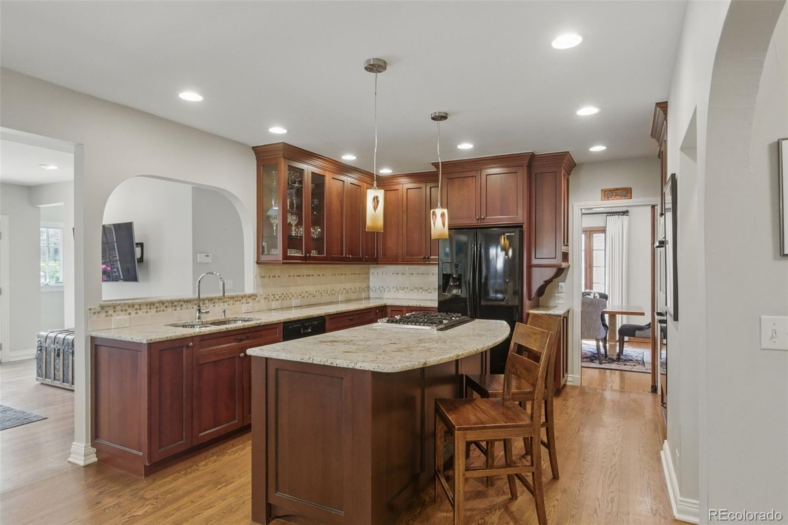 MLS Image #11 for 350  albion street,denver, Colorado