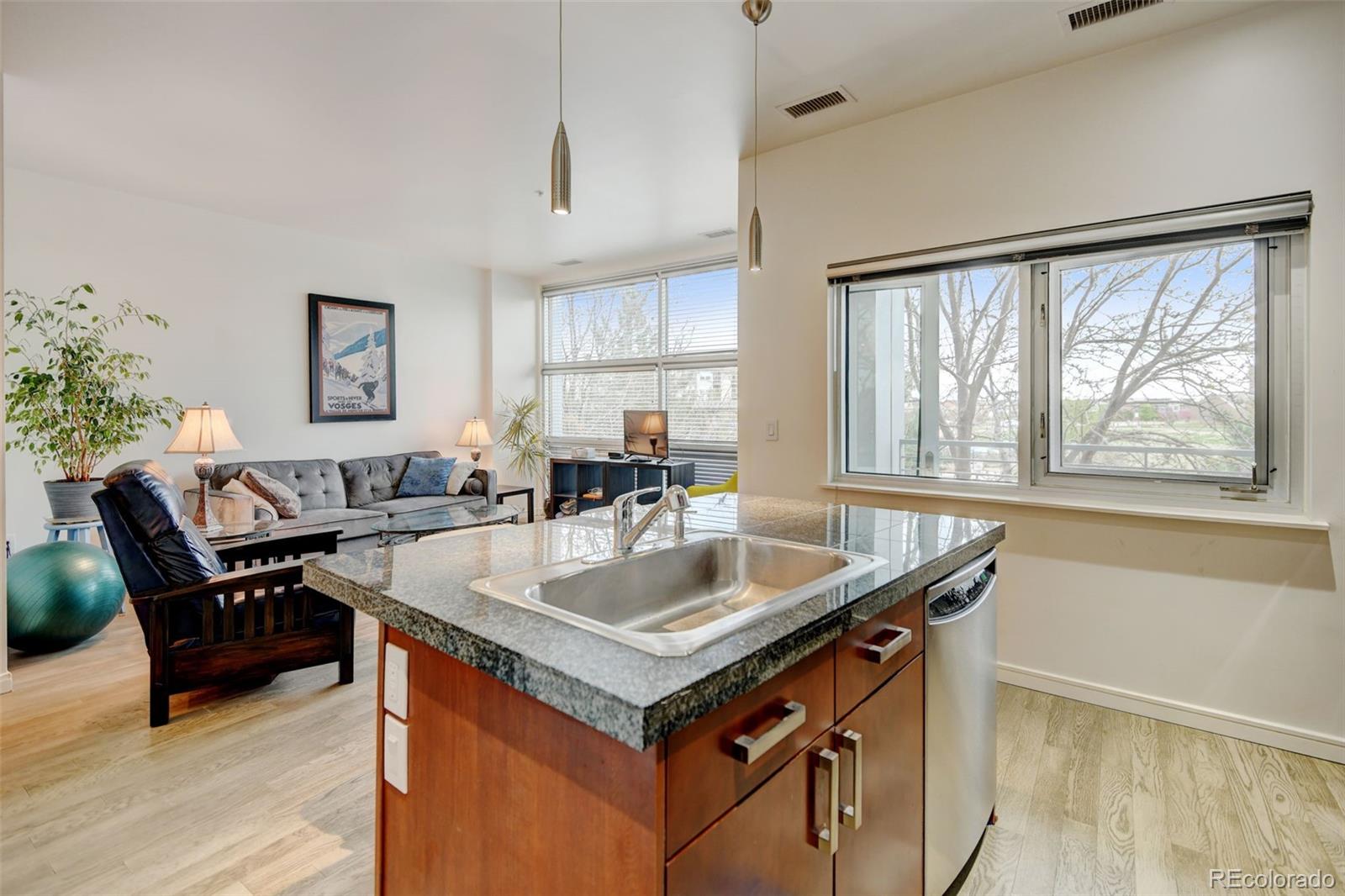 MLS Image #17 for 2958  syracuse street,denver, Colorado