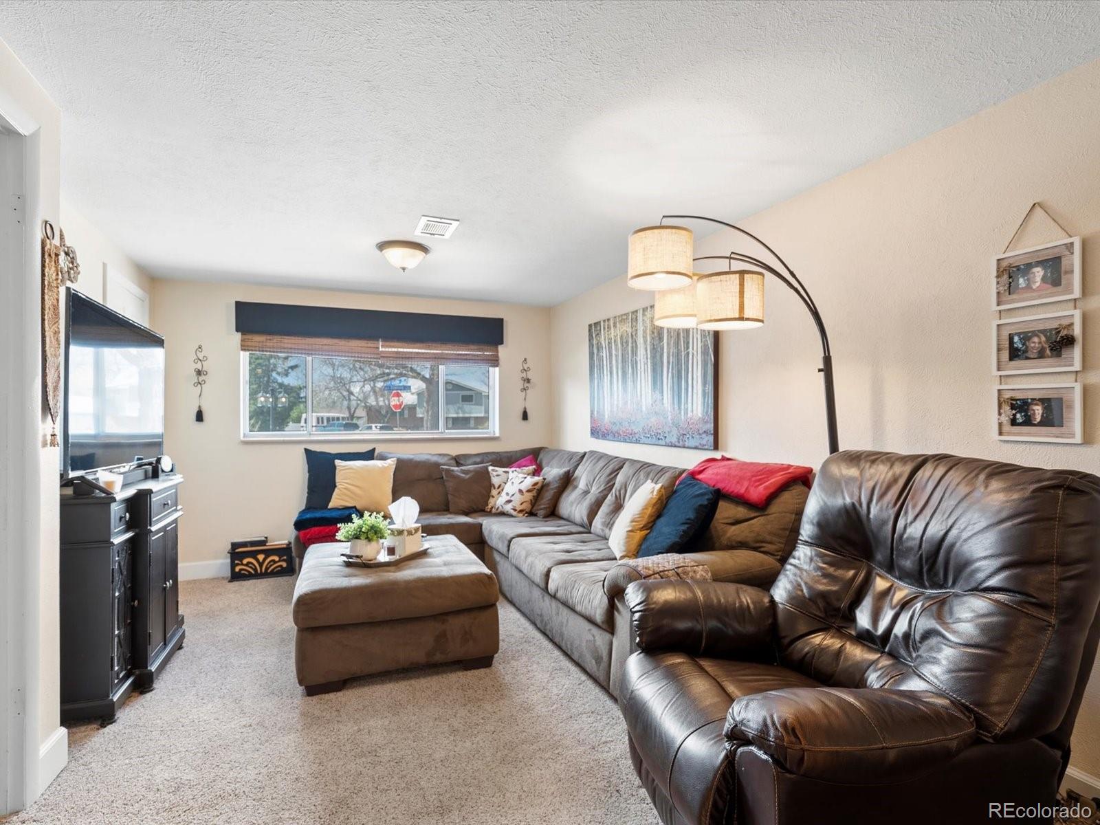 MLS Image #22 for 6500 s downing street,centennial, Colorado