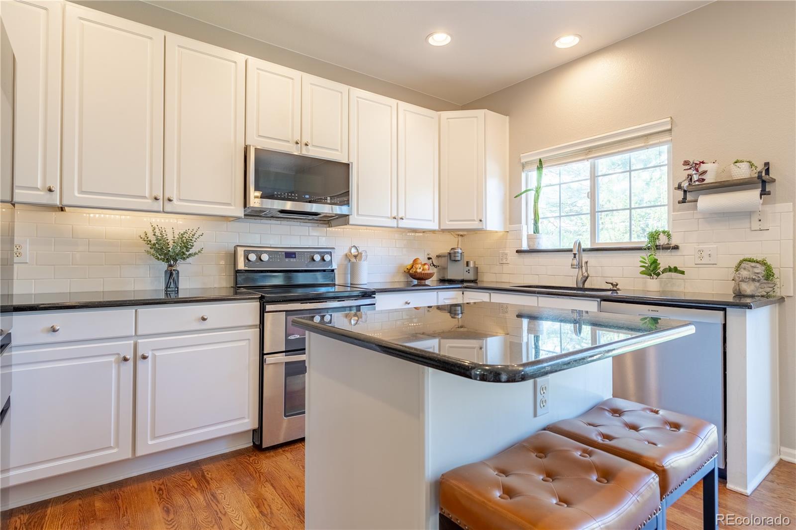 MLS Image #7 for 1169  thornbury place,highlands ranch, Colorado