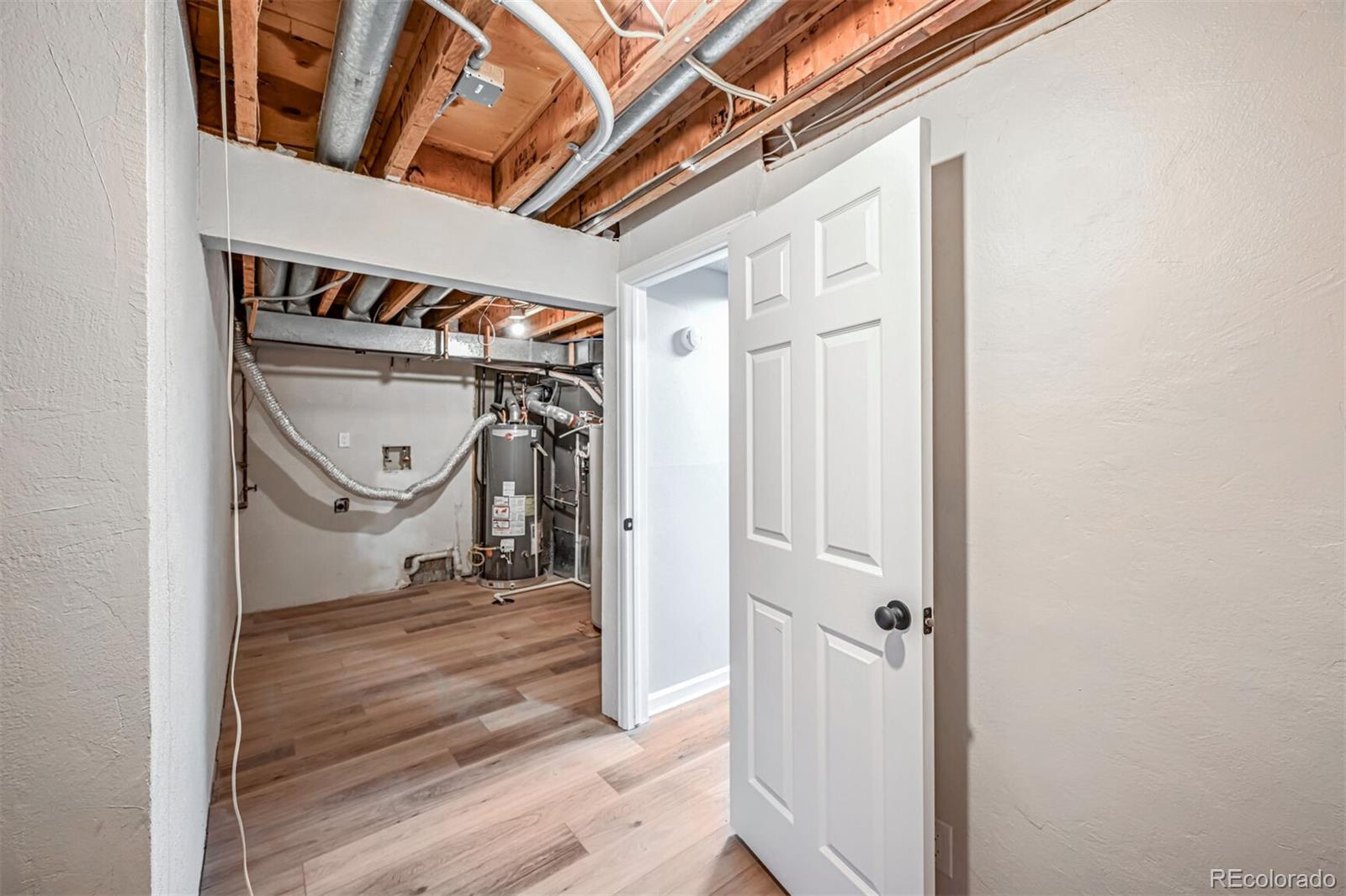 MLS Image #11 for 1470 s quebec way,denver, Colorado