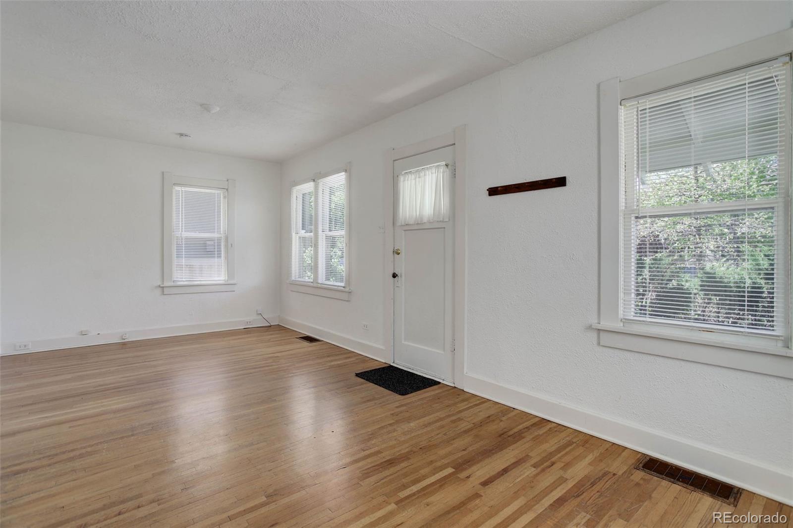 MLS Image #2 for 150 s garfield street,denver, Colorado