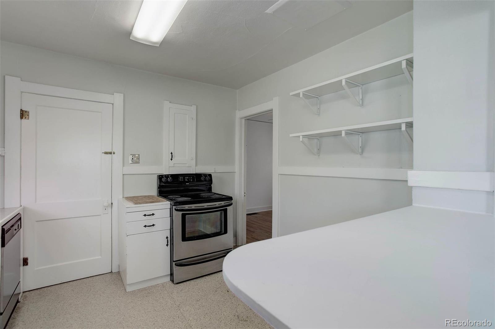 MLS Image #4 for 150 s garfield street,denver, Colorado