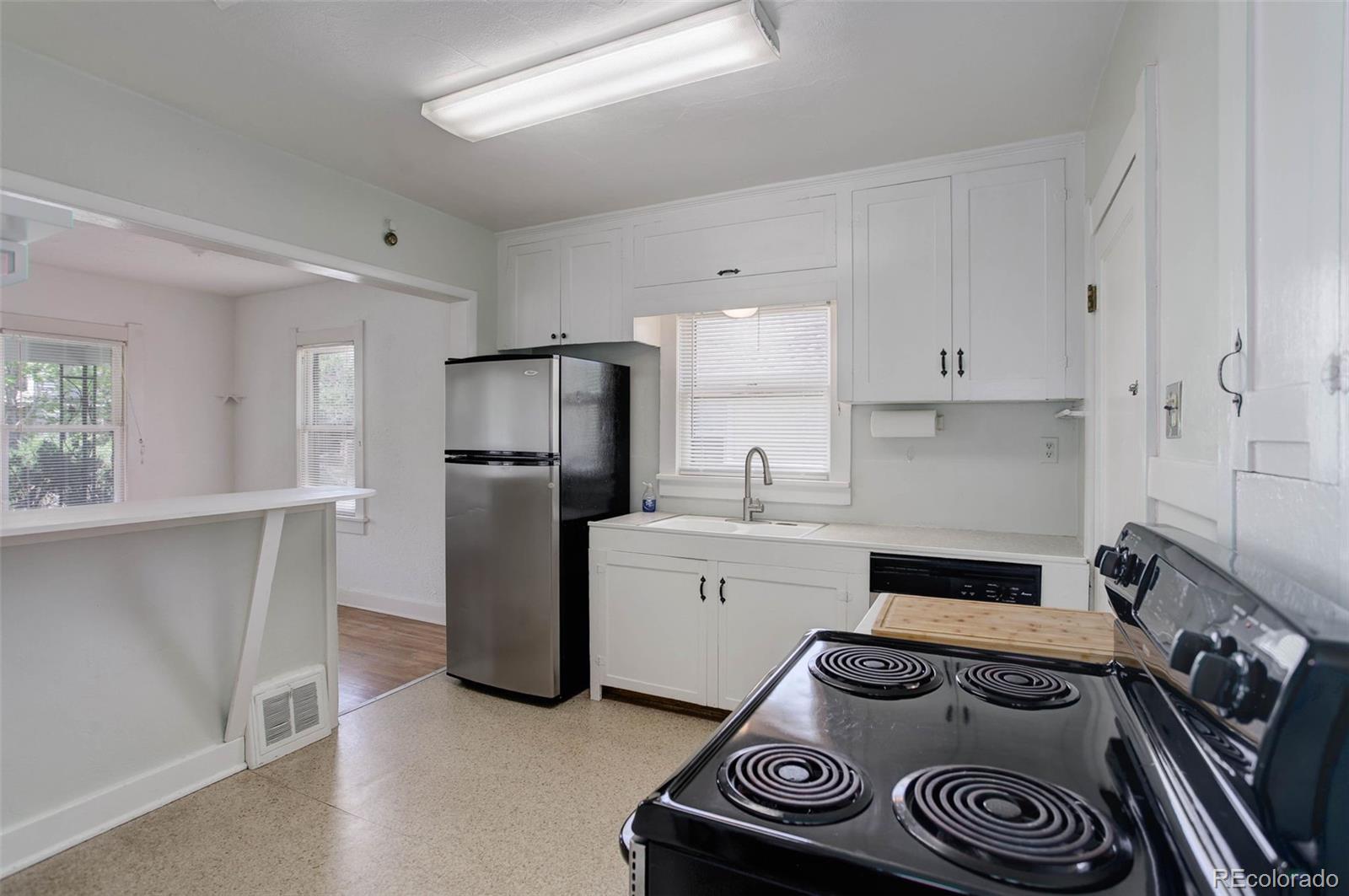 MLS Image #5 for 150 s garfield street,denver, Colorado