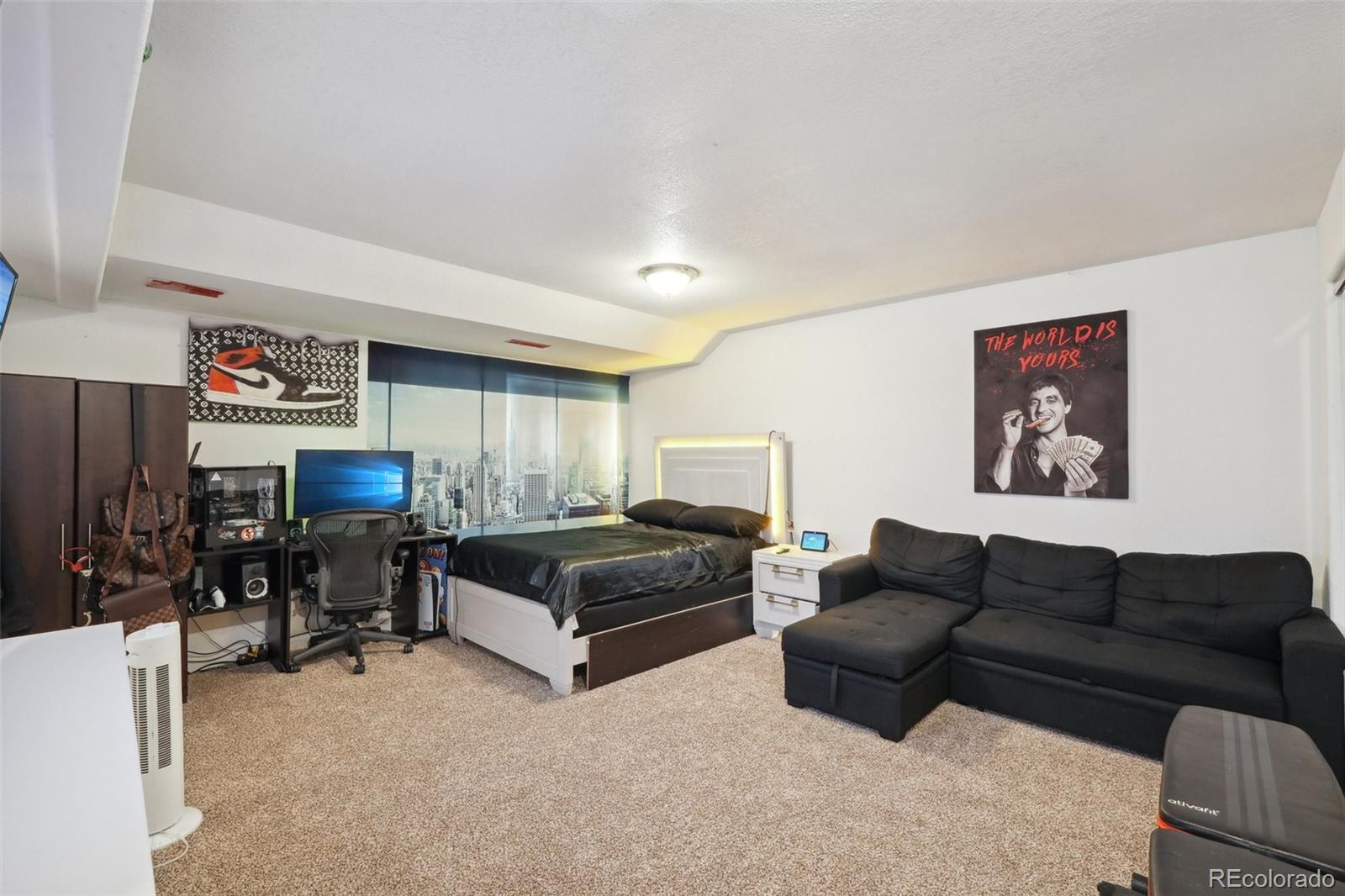 MLS Image #16 for 21111 e 43rd avenue,denver, Colorado