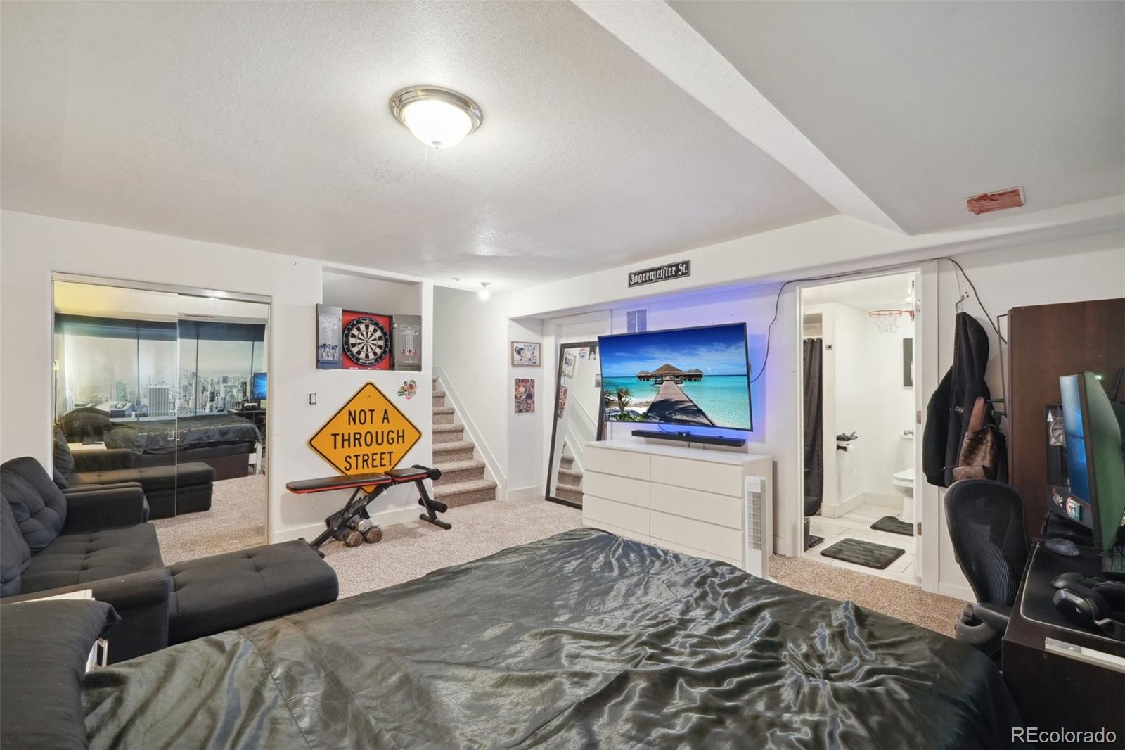 MLS Image #19 for 21111 e 43rd avenue,denver, Colorado