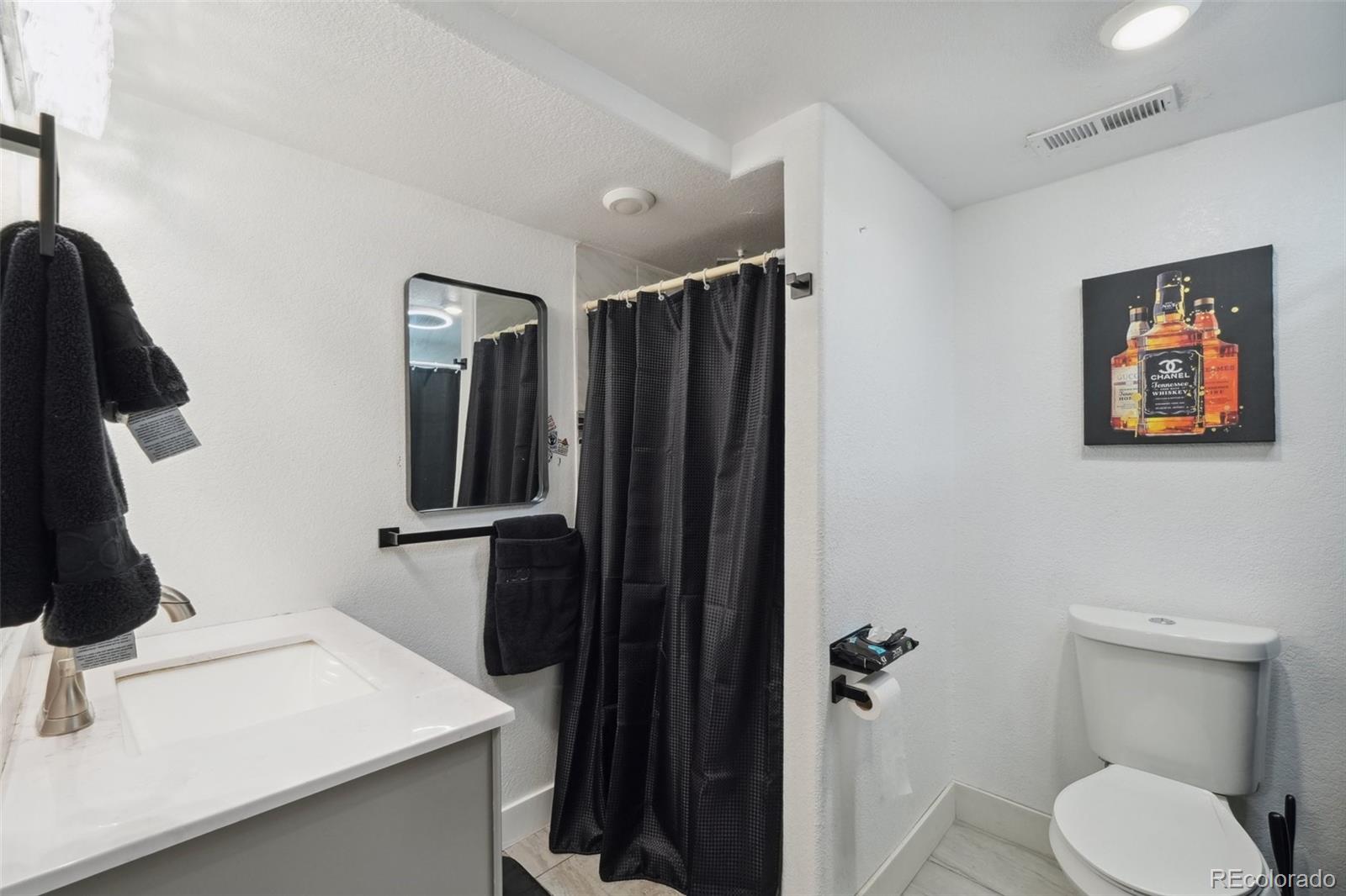 MLS Image #20 for 21111 e 43rd avenue,denver, Colorado