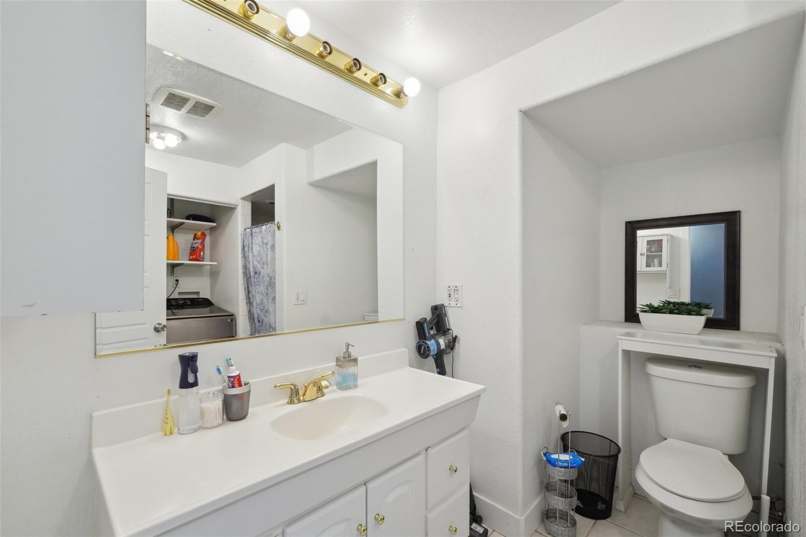 MLS Image #22 for 21111 e 43rd avenue,denver, Colorado