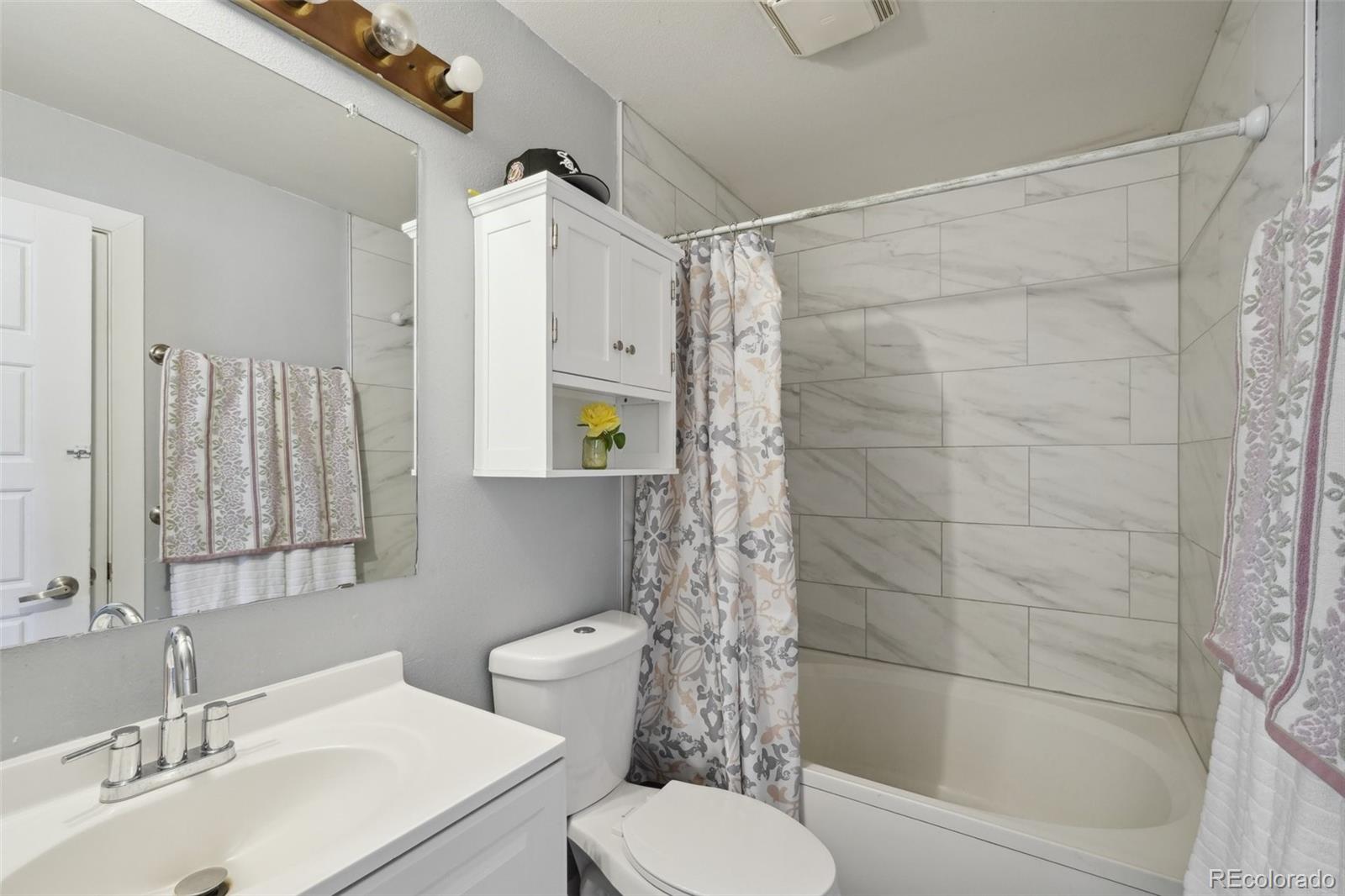 MLS Image #31 for 21111 e 43rd avenue,denver, Colorado