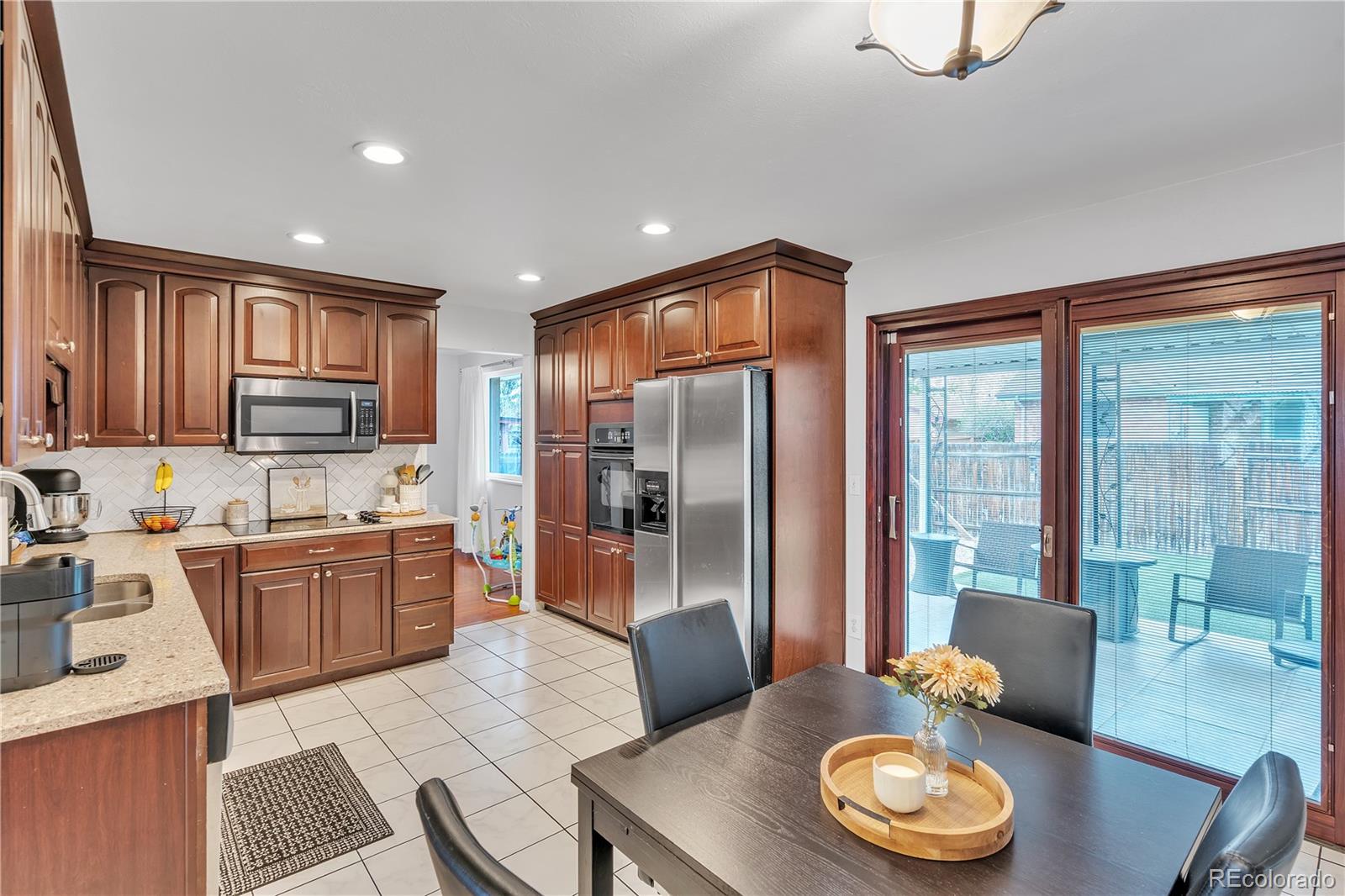MLS Image #7 for 12079 e louisiana avenue,aurora, Colorado