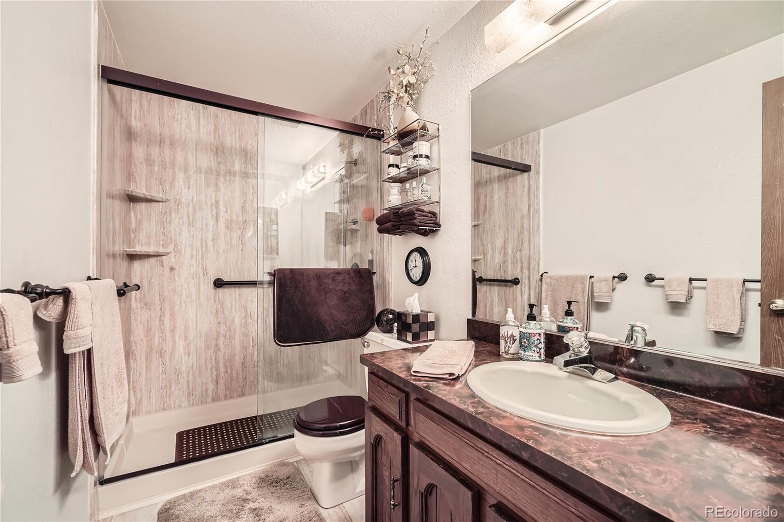 MLS Image #14 for 3633 s ingalls street,denver, Colorado