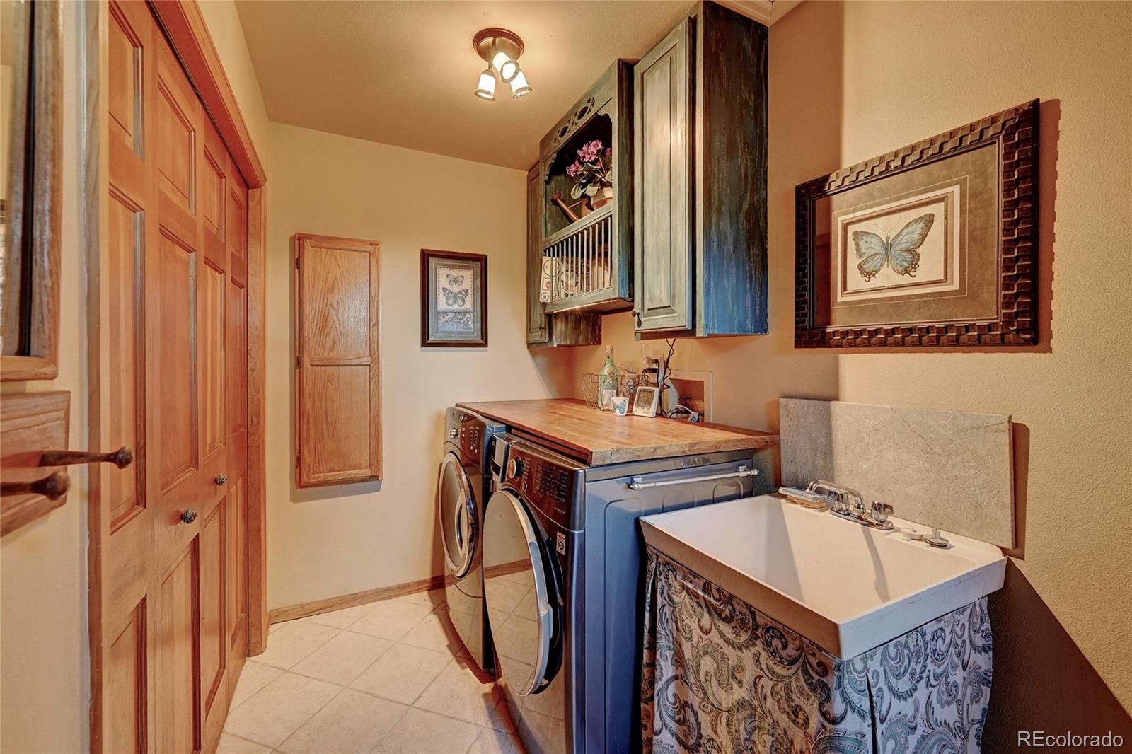 MLS Image #17 for 33121  lynx lane,evergreen, Colorado