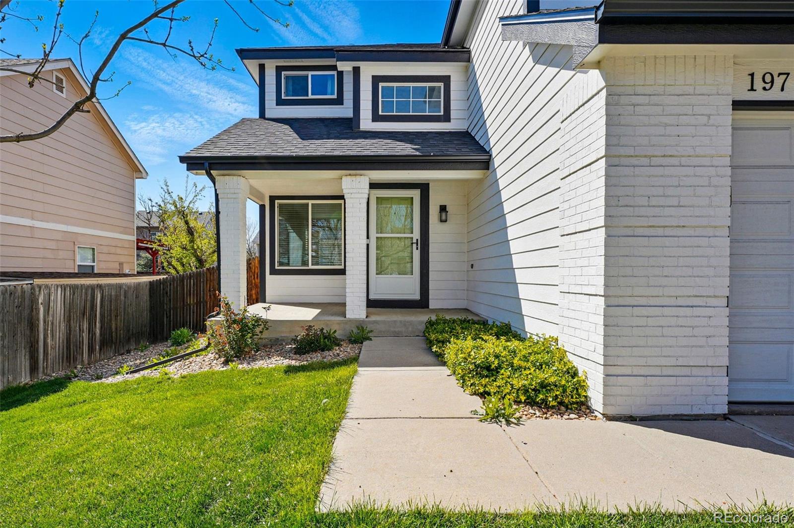 MLS Image #5 for 19721 e vassar avenue,aurora, Colorado