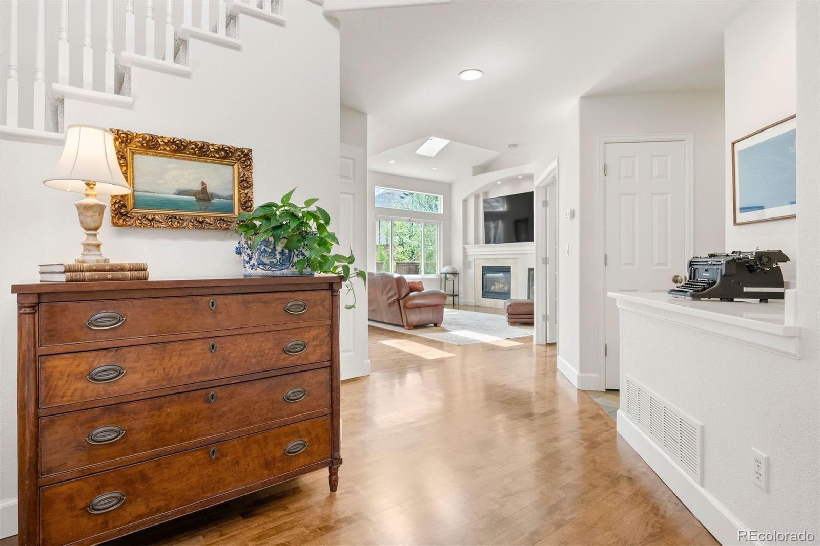 MLS Image #13 for 134 s pontiac street,denver, Colorado