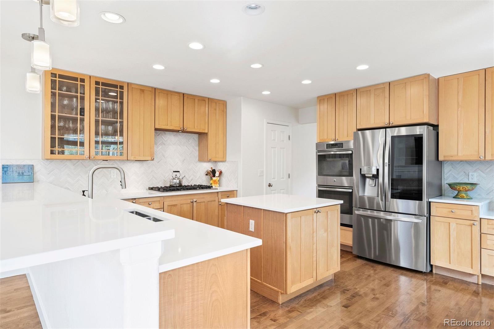 MLS Image #17 for 134 s pontiac street,denver, Colorado