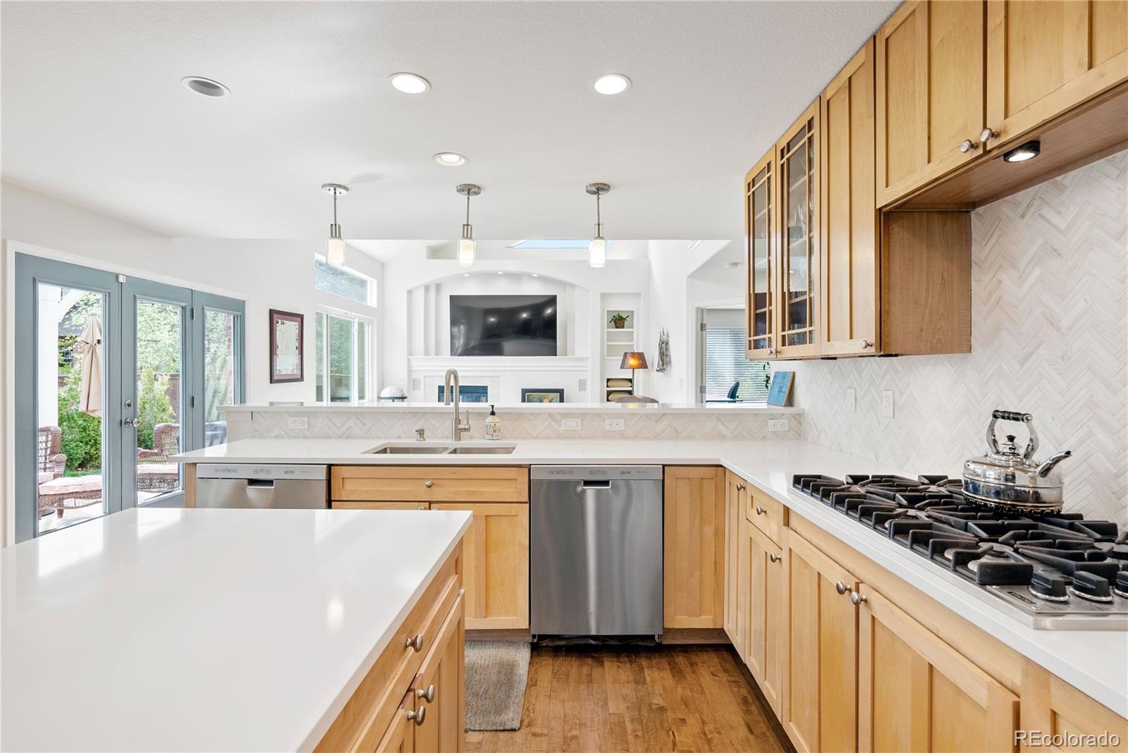 MLS Image #45 for 134 s pontiac street,denver, Colorado