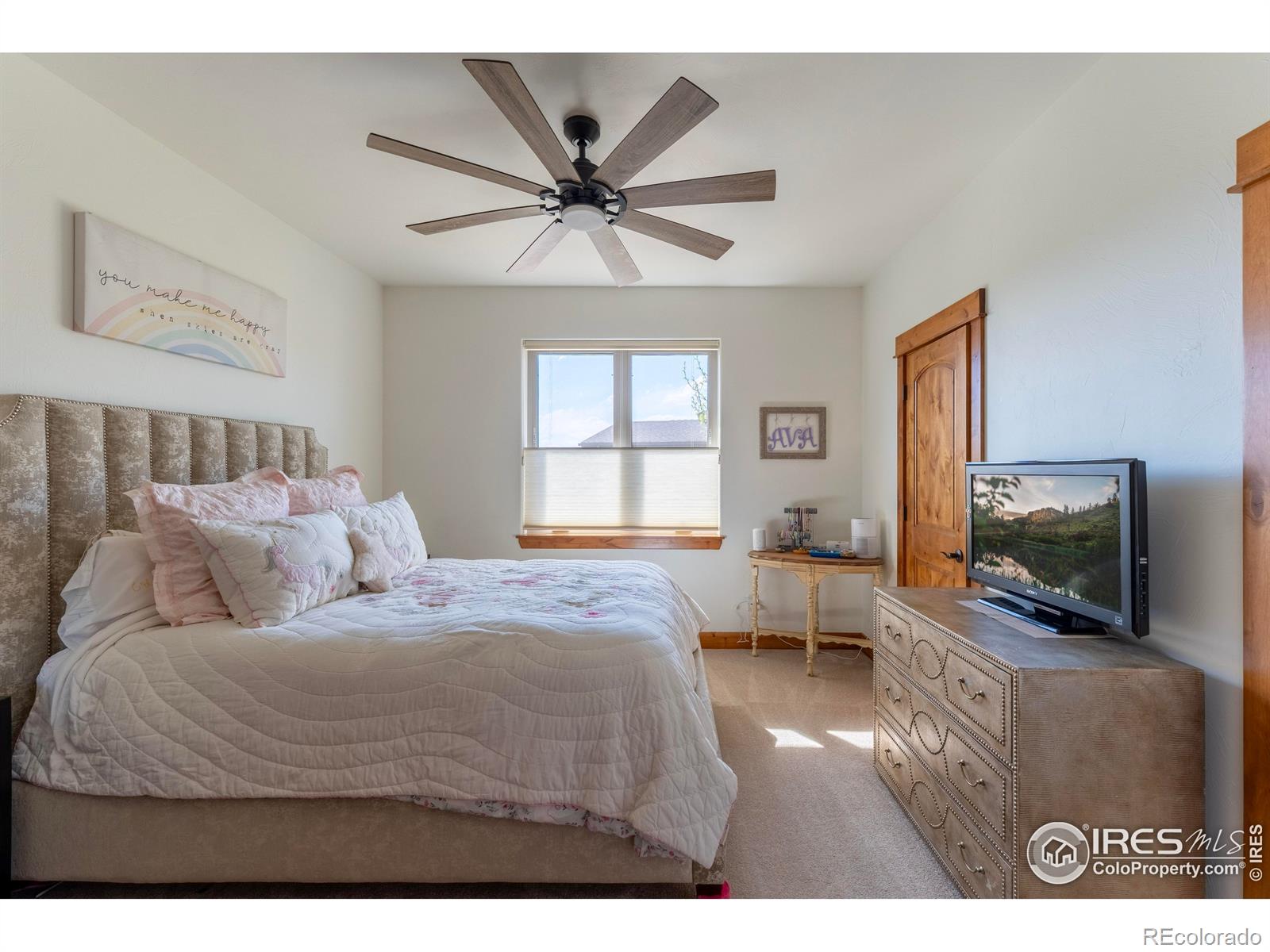 MLS Image #14 for 5751  last pointe drive,windsor, Colorado