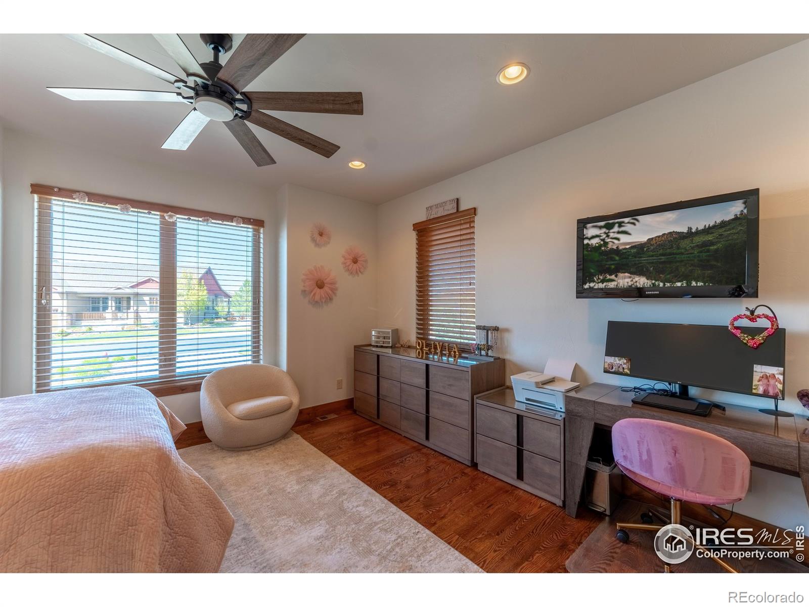 MLS Image #16 for 5751  last pointe drive,windsor, Colorado