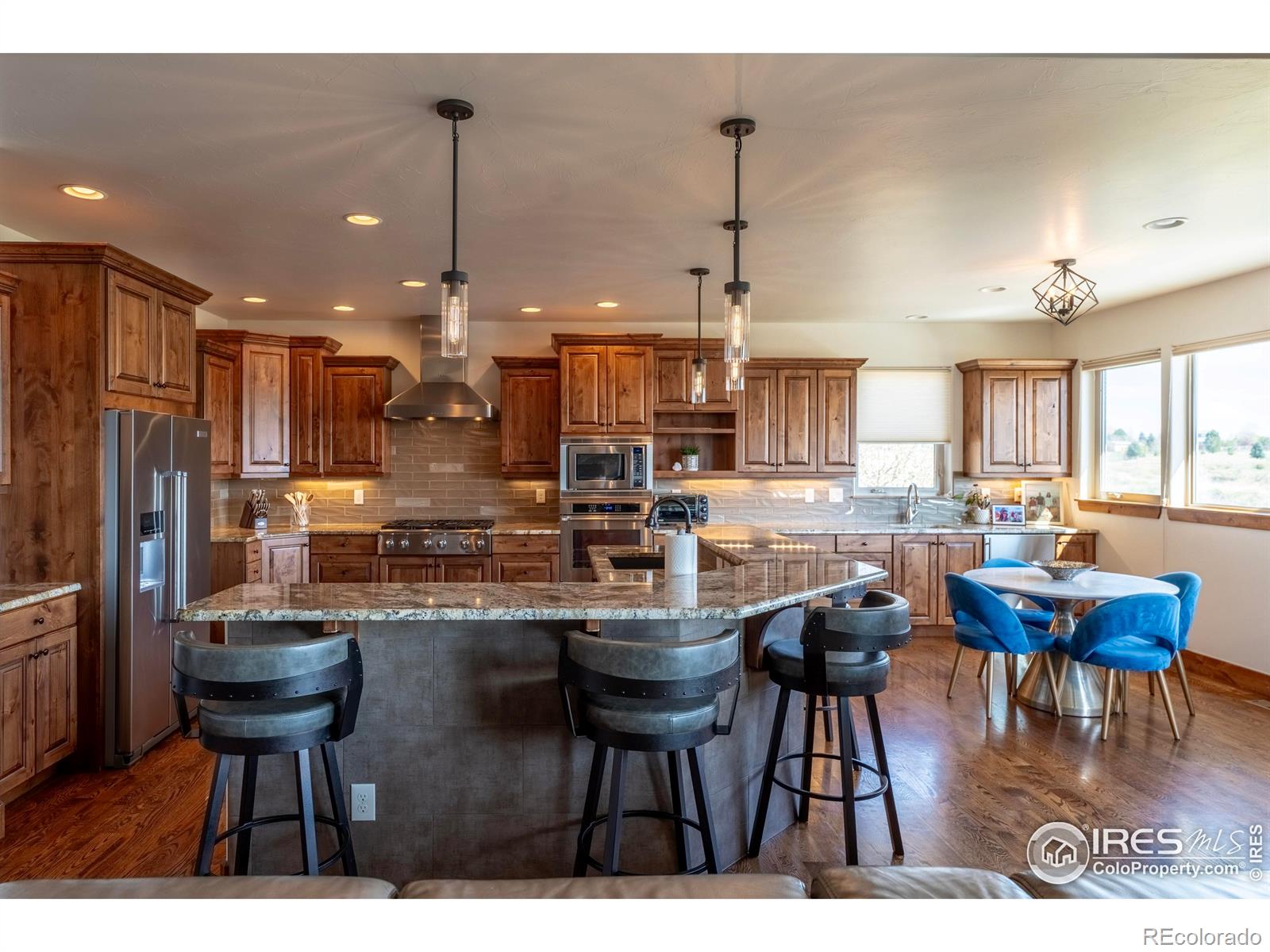 MLS Image #6 for 5751  last pointe drive,windsor, Colorado