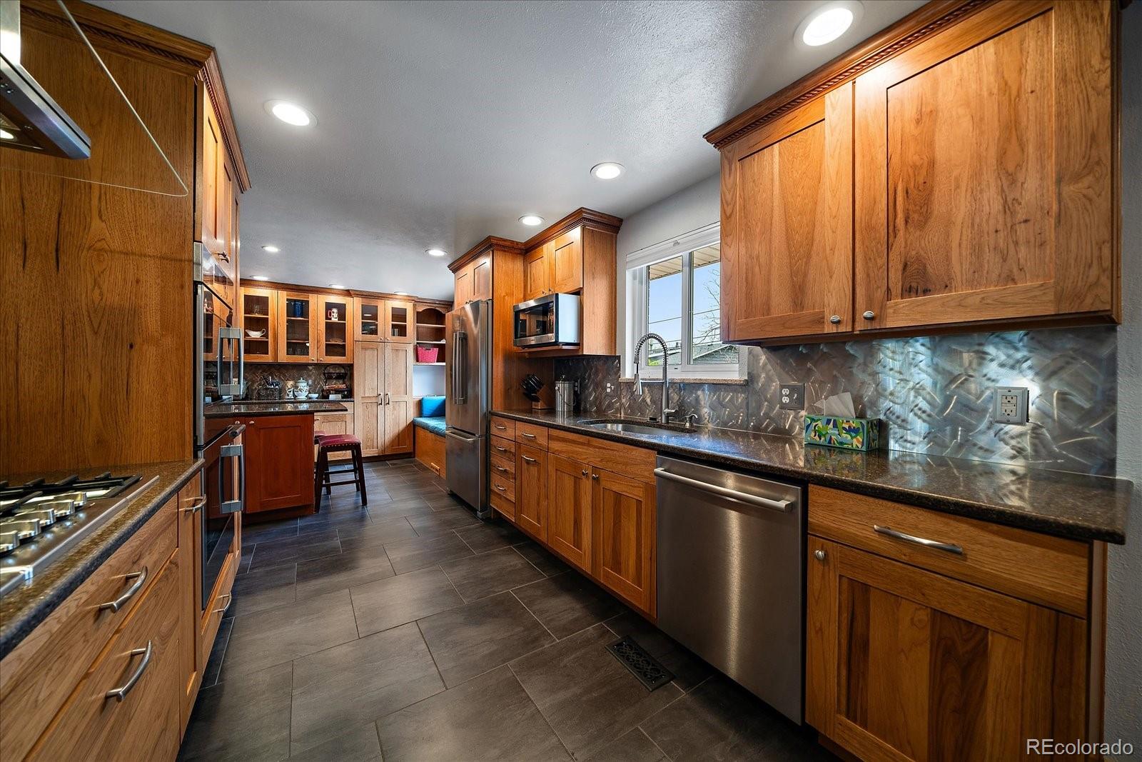 MLS Image #8 for 13464 w virginia drive,lakewood, Colorado