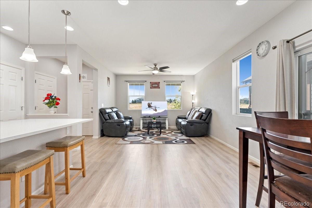 MLS Image #12 for 15957 e elk place,denver, Colorado